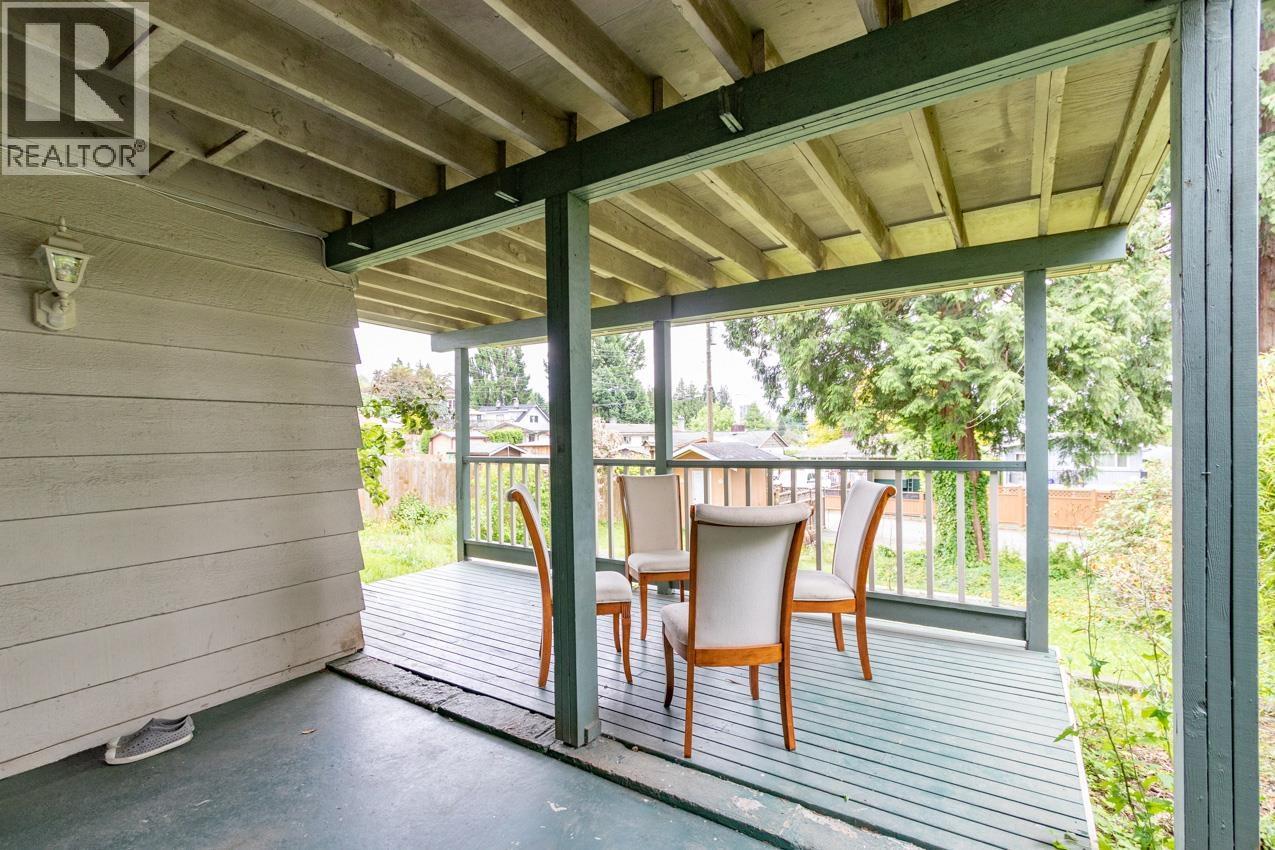 341 W 24TH STREET, North Vancouver