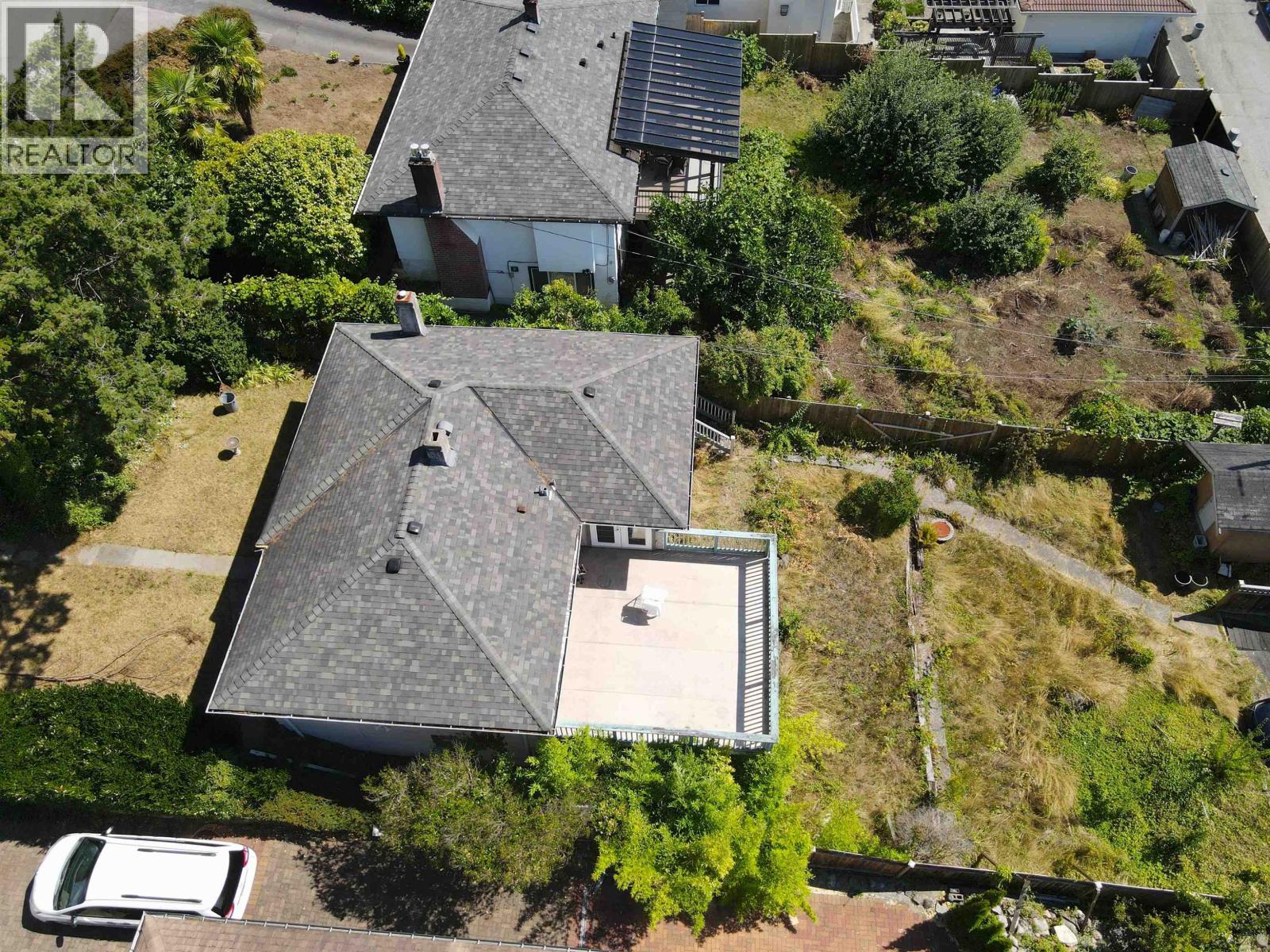341 W 24TH STREET, North Vancouver