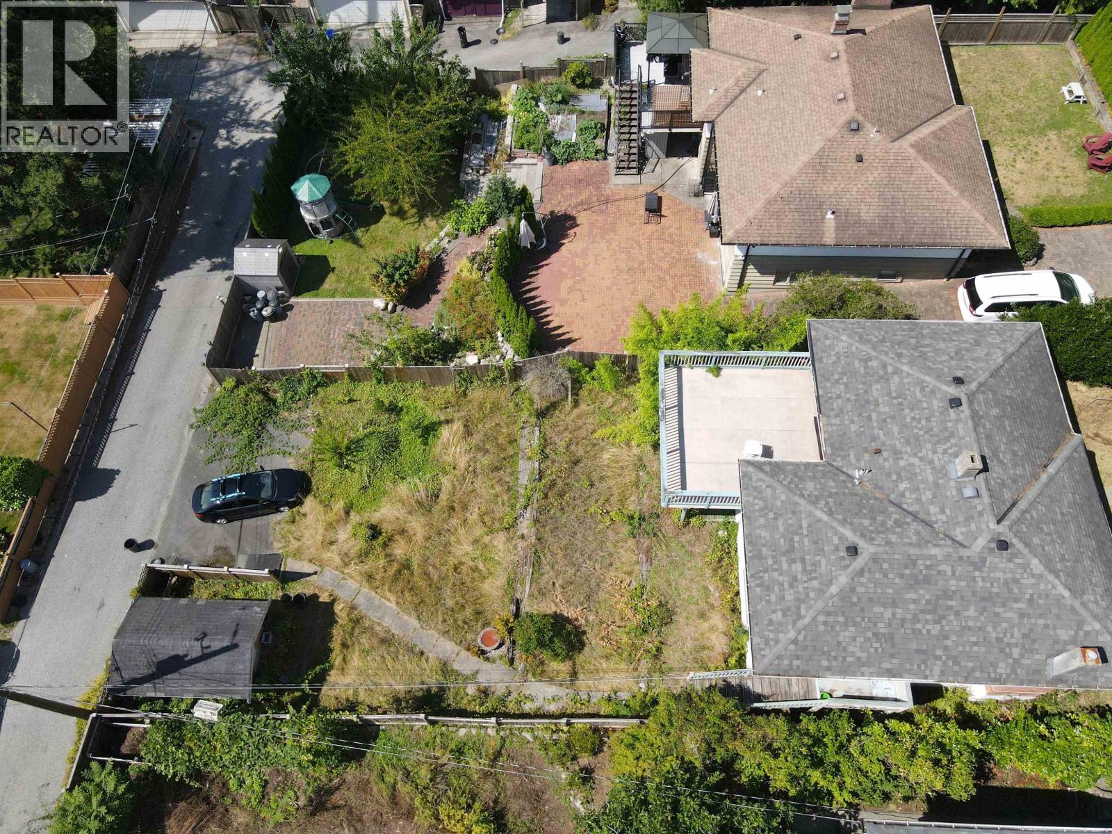 341 W 24TH STREET, North Vancouver