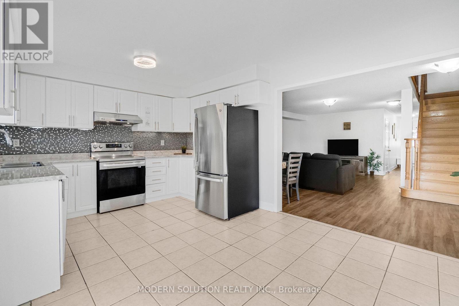 Photo 26 of 67 Roundstone Drive, Brampton ON