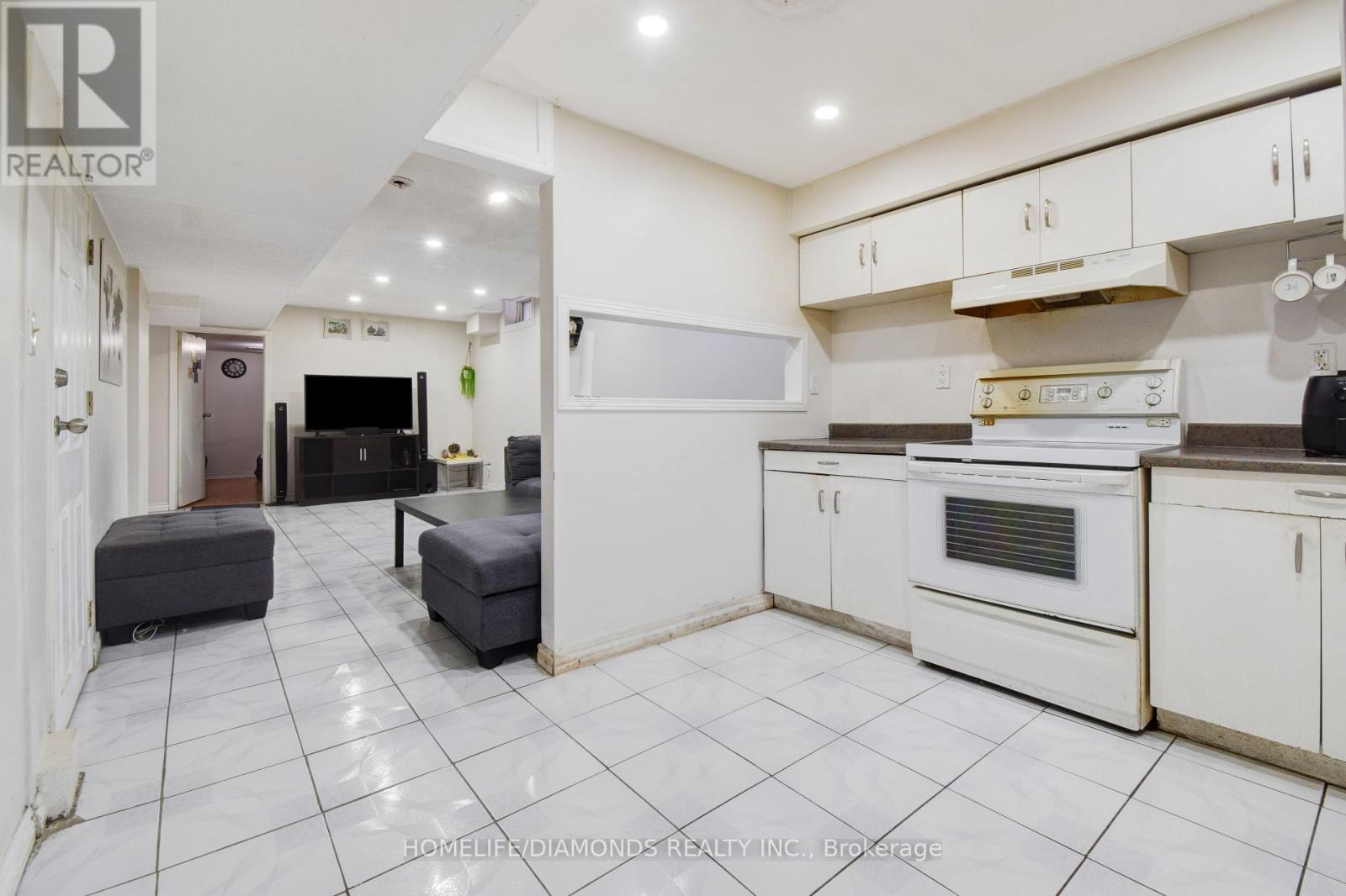 Photo 40 of 1549 Willow Way, Mississauga ON