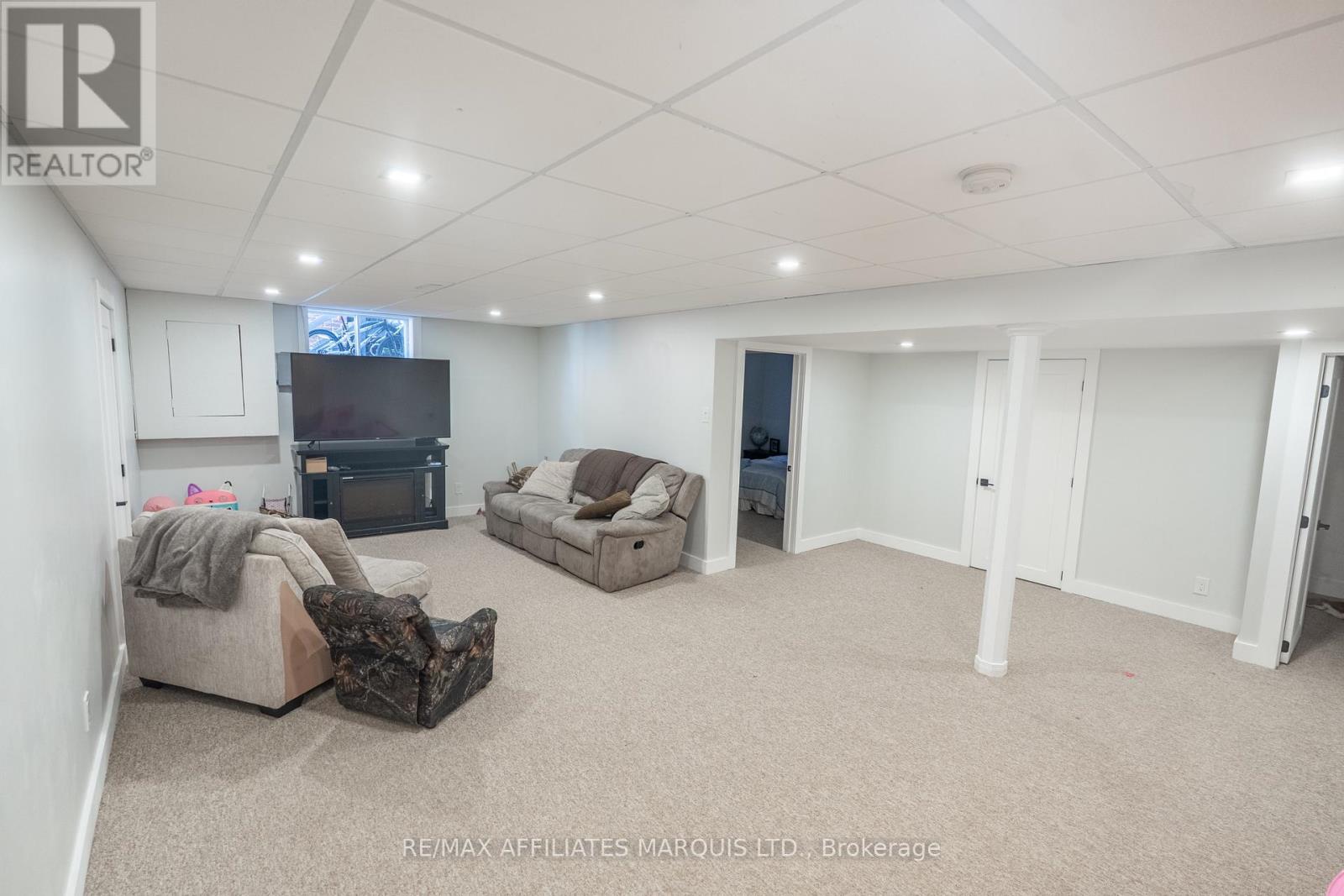 Photo 13 of 1612 Grant Avenue, Cornwall ON