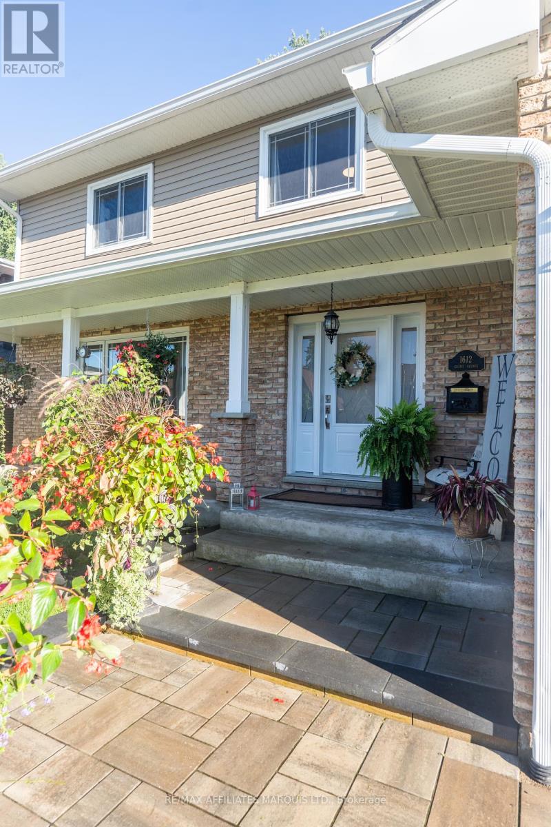Photo 17 of 1612 Grant Avenue, Cornwall ON