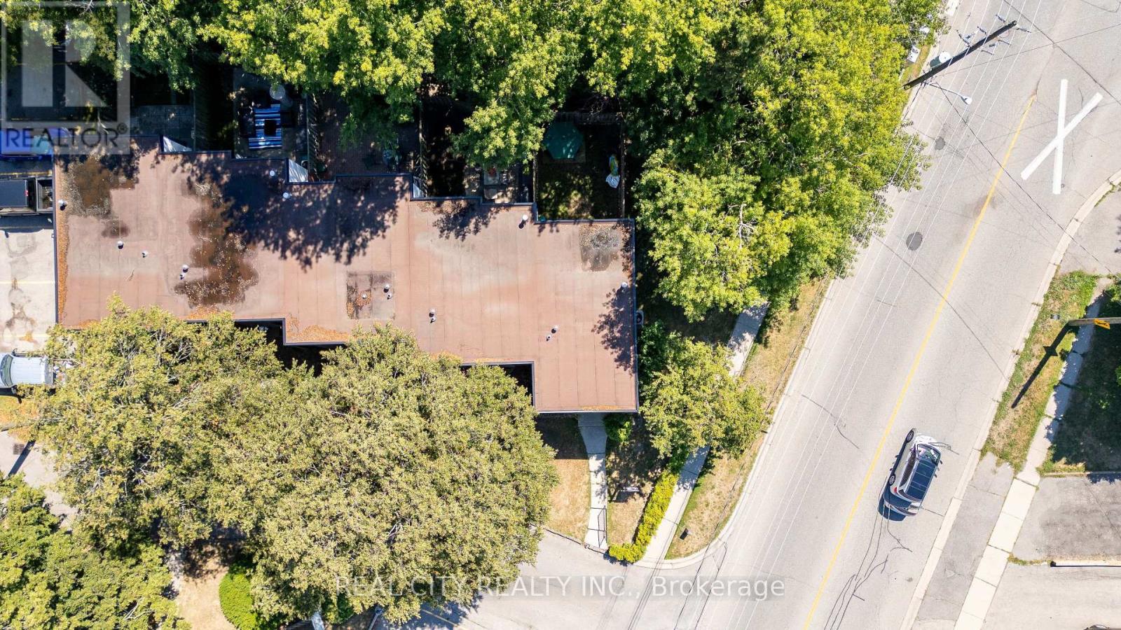 Photo 3 of 53 273 Elgin Street, Brantford ON