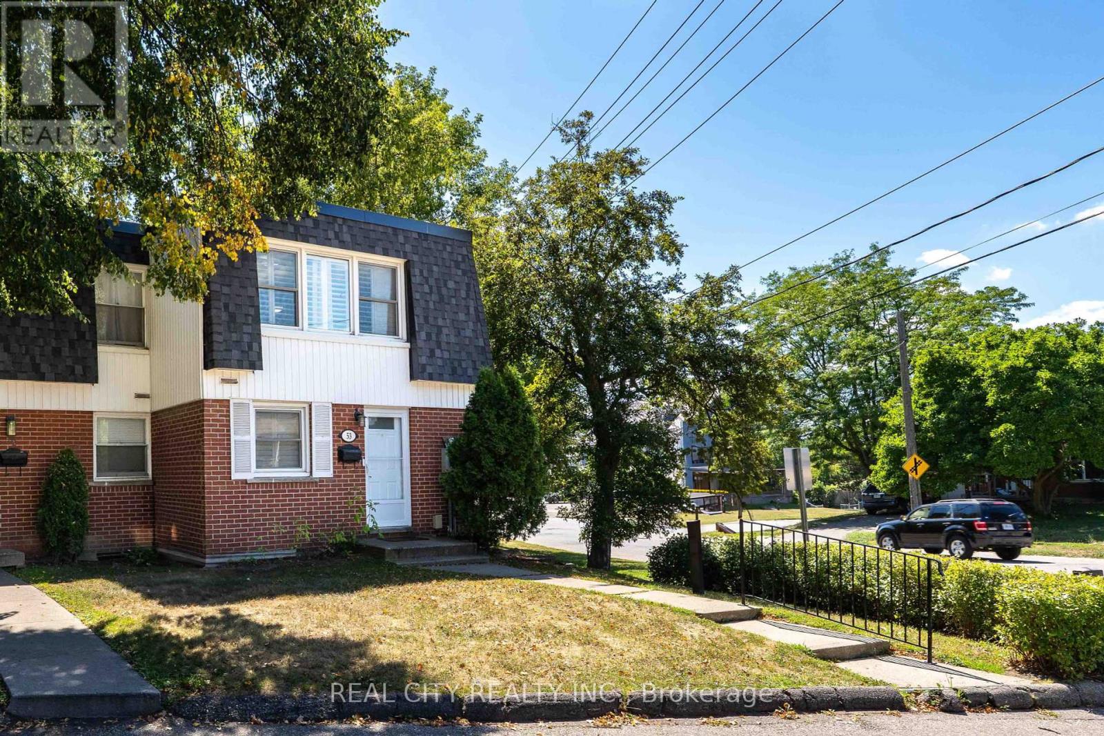 Photo 4 of 53 273 Elgin Street, Brantford ON