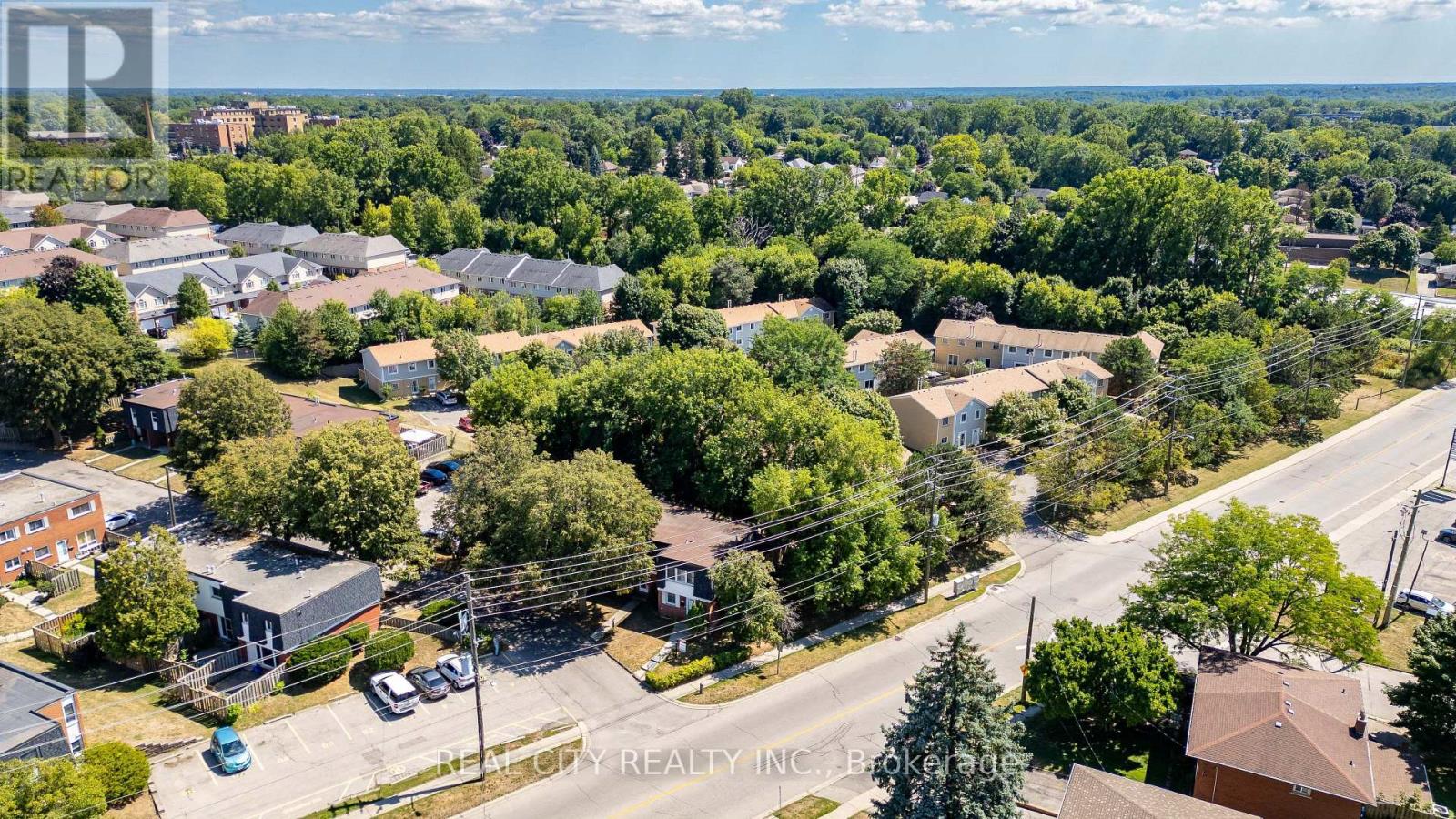 Photo 12 of 53 273 Elgin Street, Brantford ON