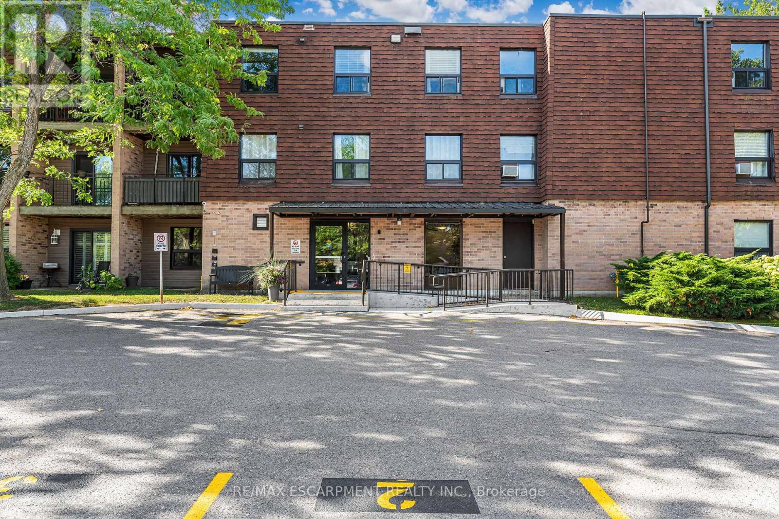Photo 10 of 308 4209 Hixon Street, Lincoln ON