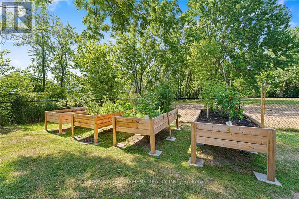 Photo 1 of 308 4209 Hixon Street, Lincoln ON