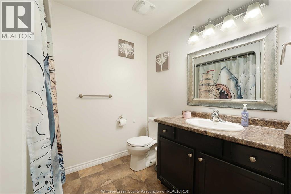Photo 20 of 11940 Boulder Crescent, Windsor ON