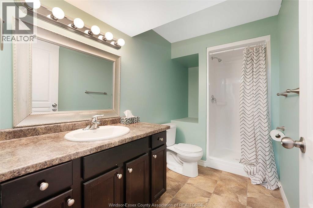 Photo 9 of 11940 Boulder Crescent, Windsor ON