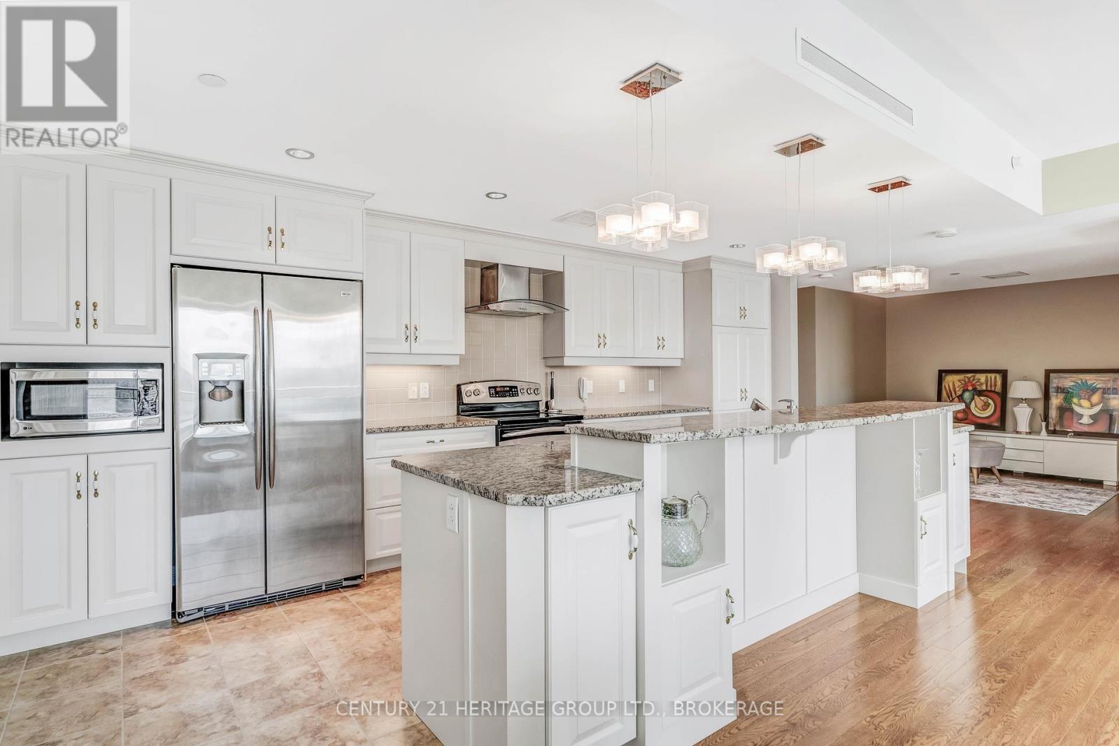 Photo 16 of 1103 90 George Street, Ottawa ON