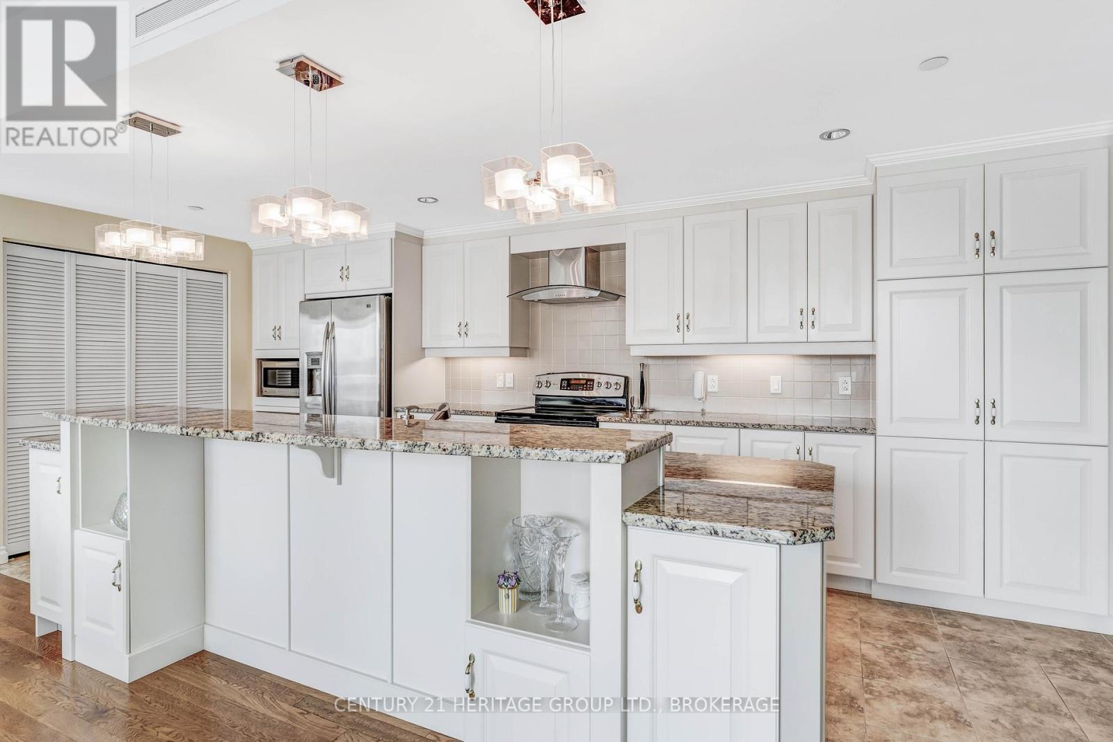 Photo 47 of 1103 90 George Street, Ottawa ON