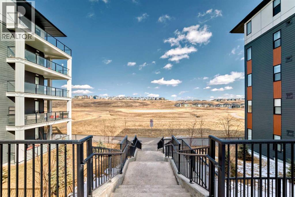 Single Family House for Sale in   Sage Meadows Landing NW Sage Hill Calgary 