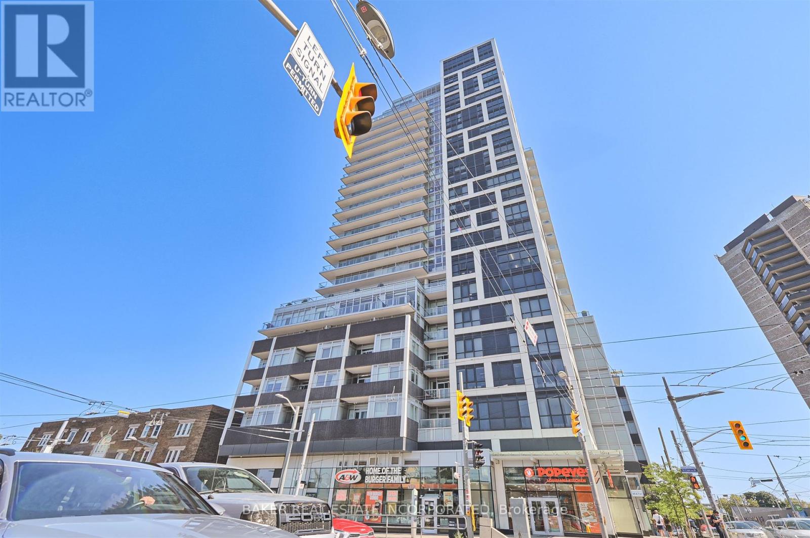 Photo 1 of 219 501 St Clair Avenue W, Toronto ON