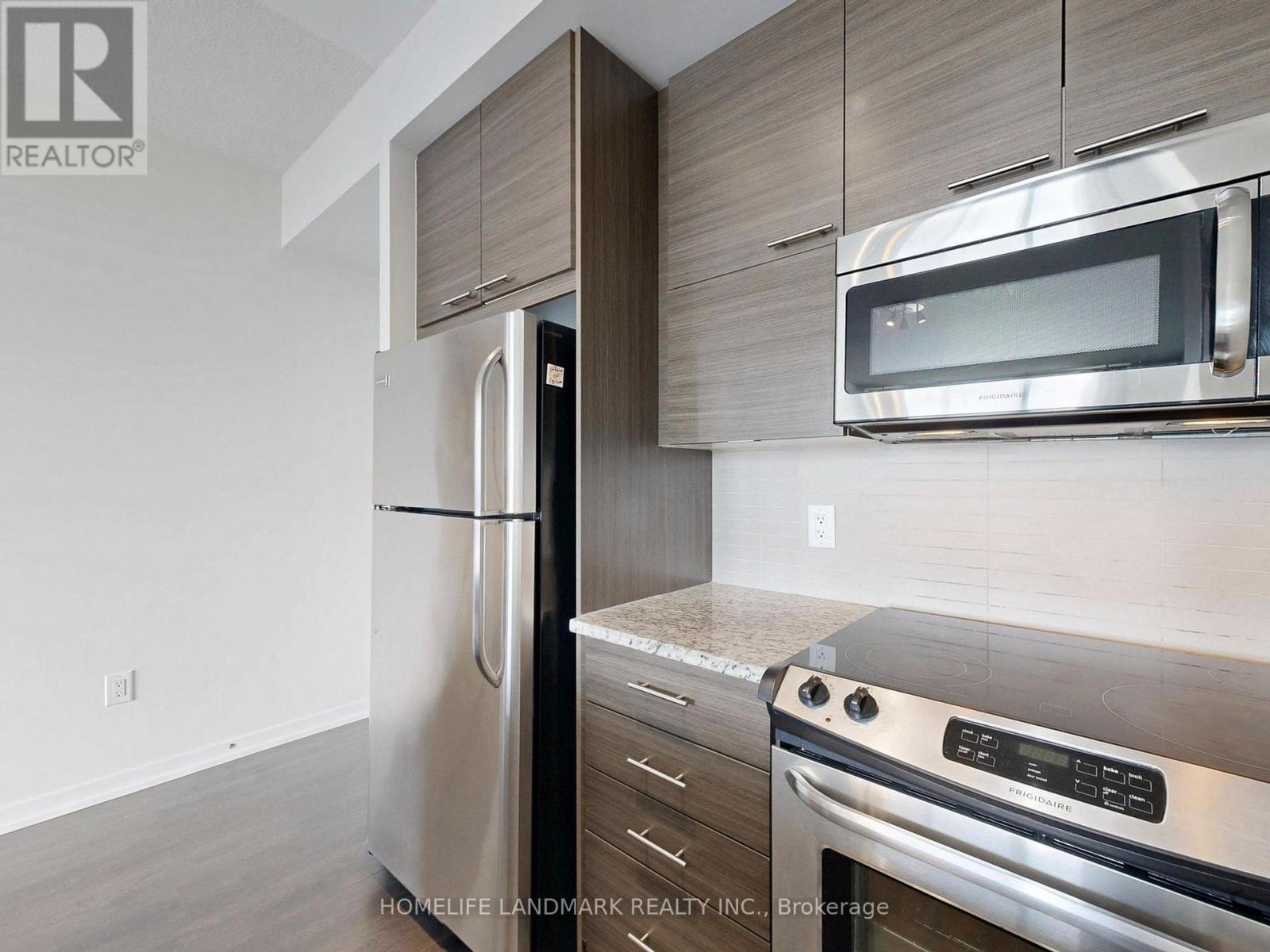 Photo 24 of 1204 66 Forest Manor Road, Toronto ON