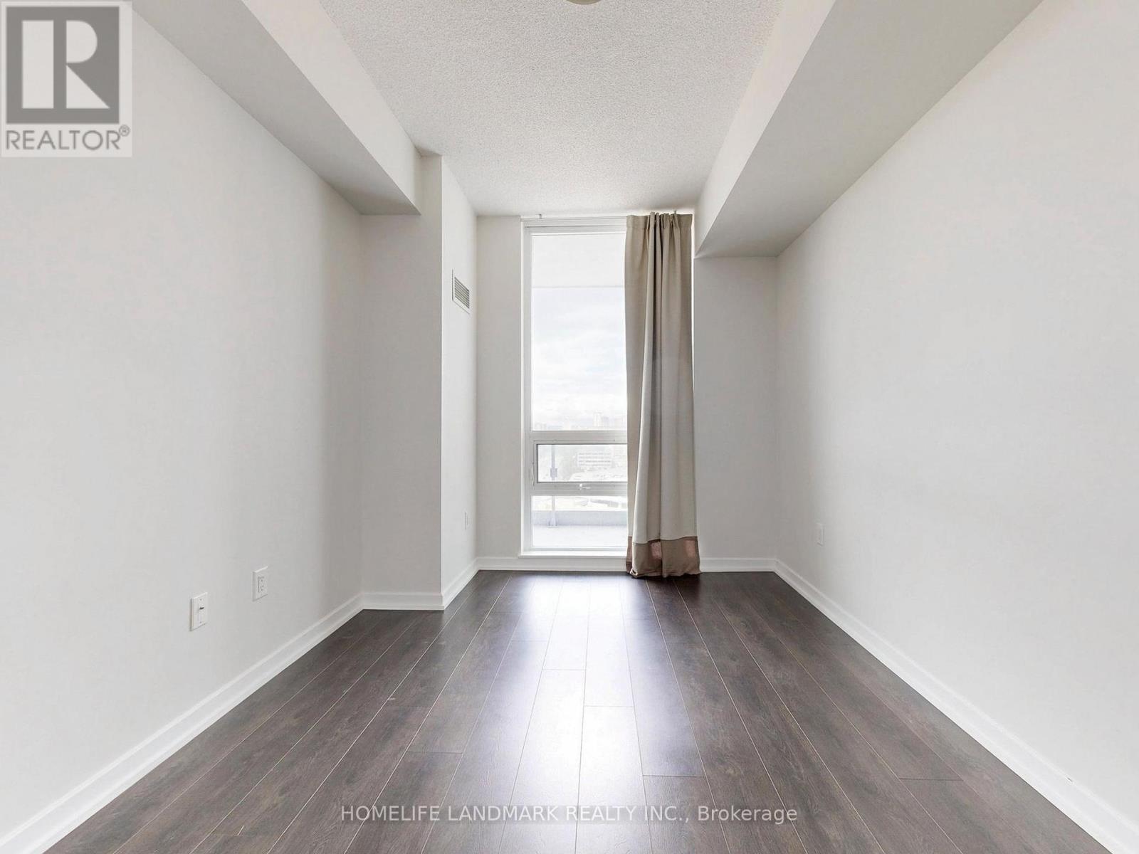 Photo 33 of 1204 66 Forest Manor Road, Toronto ON