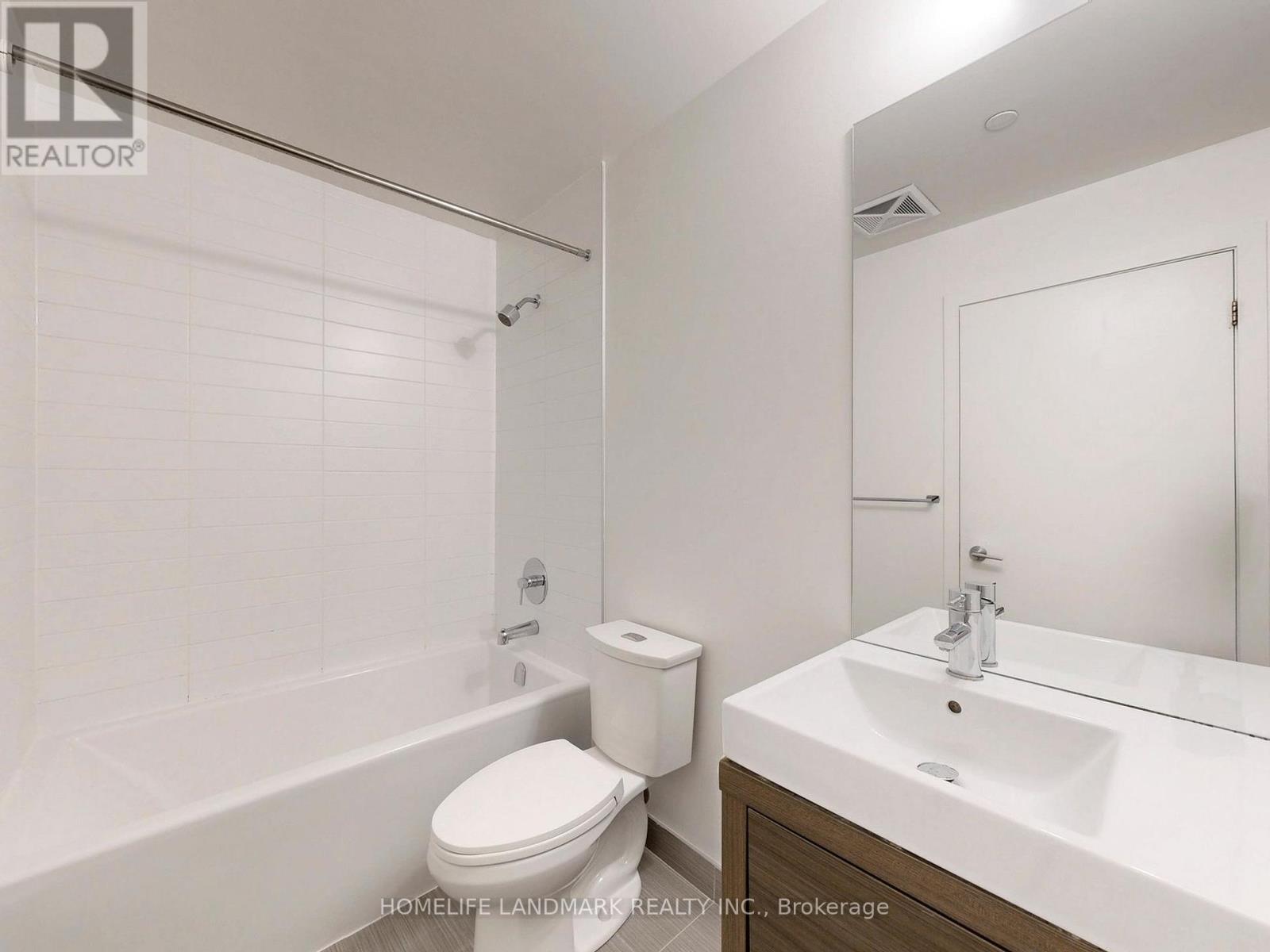 Photo 22 of 1204 66 Forest Manor Road, Toronto ON