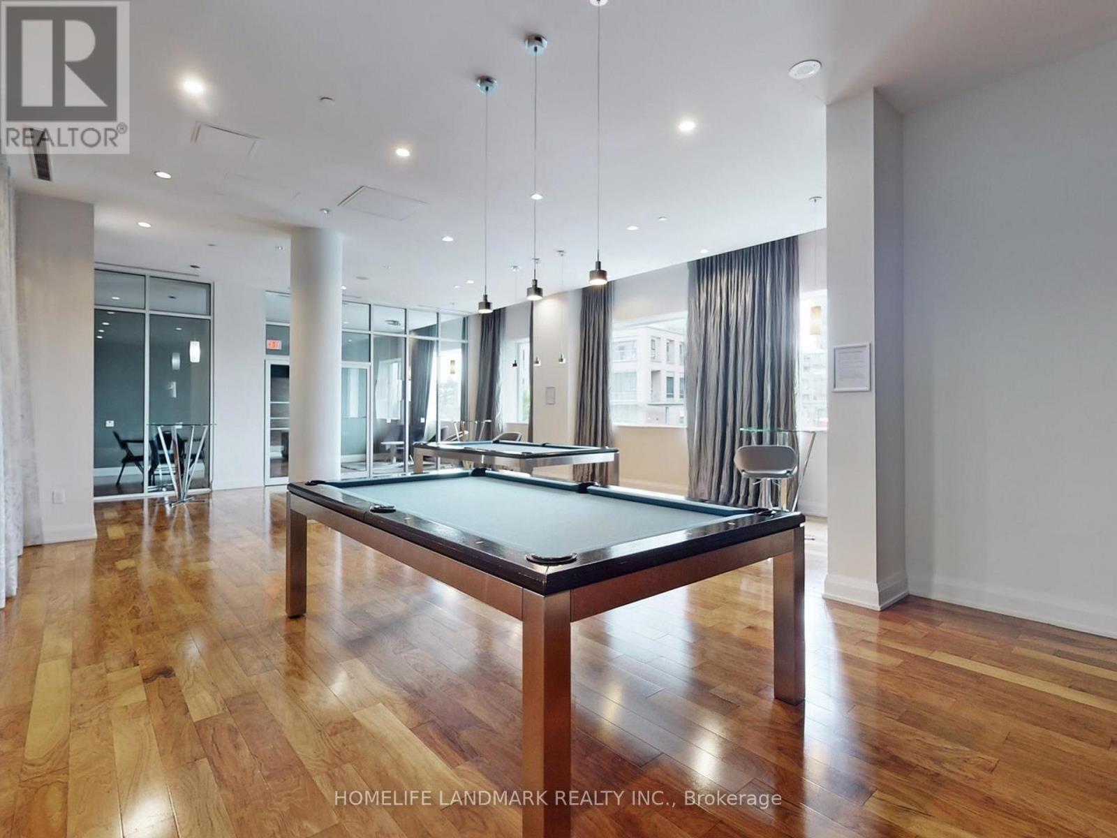 Photo 2 of 1204 66 Forest Manor Road, Toronto ON