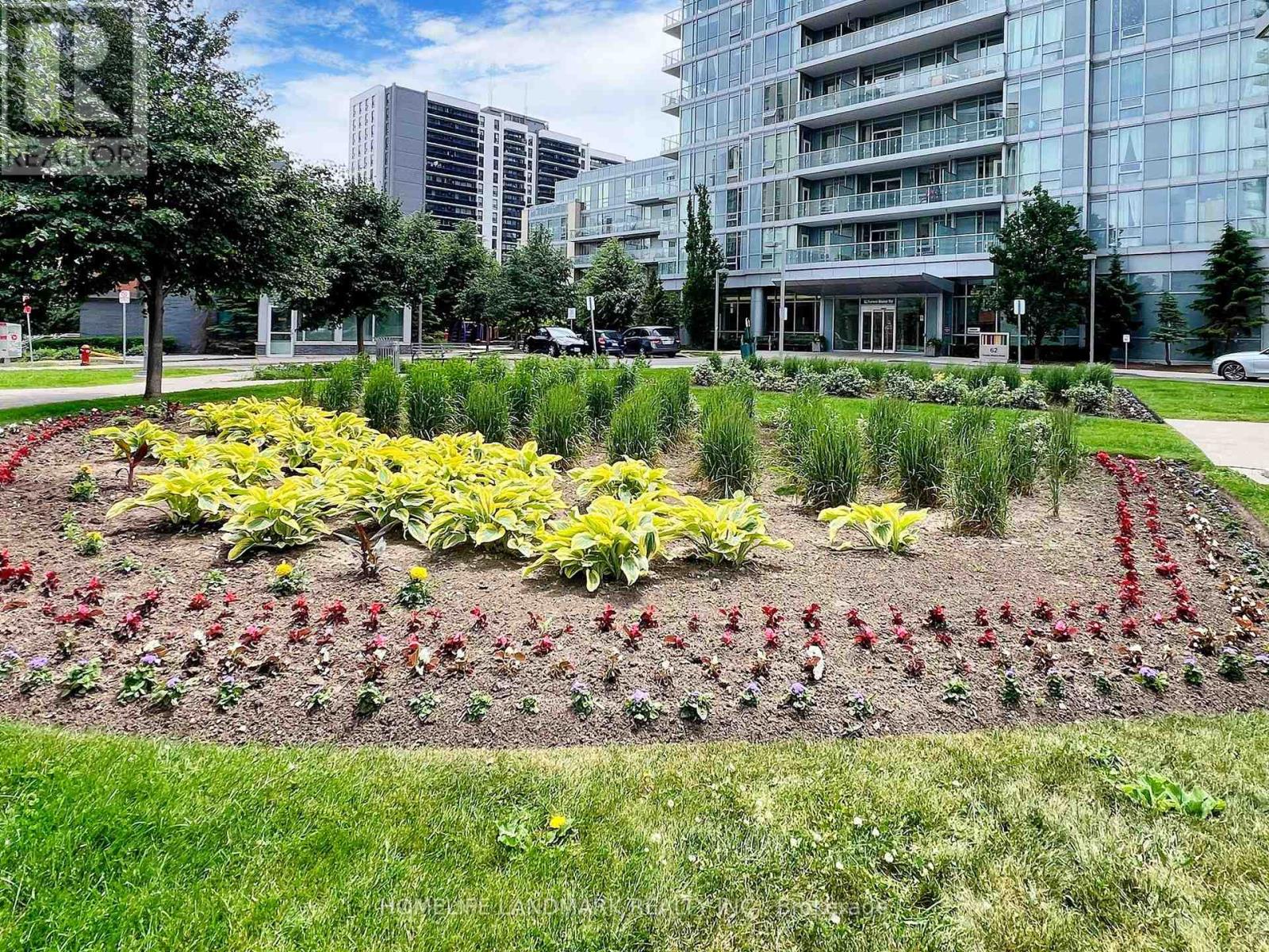 Photo 36 of 1204 66 Forest Manor Road, Toronto ON