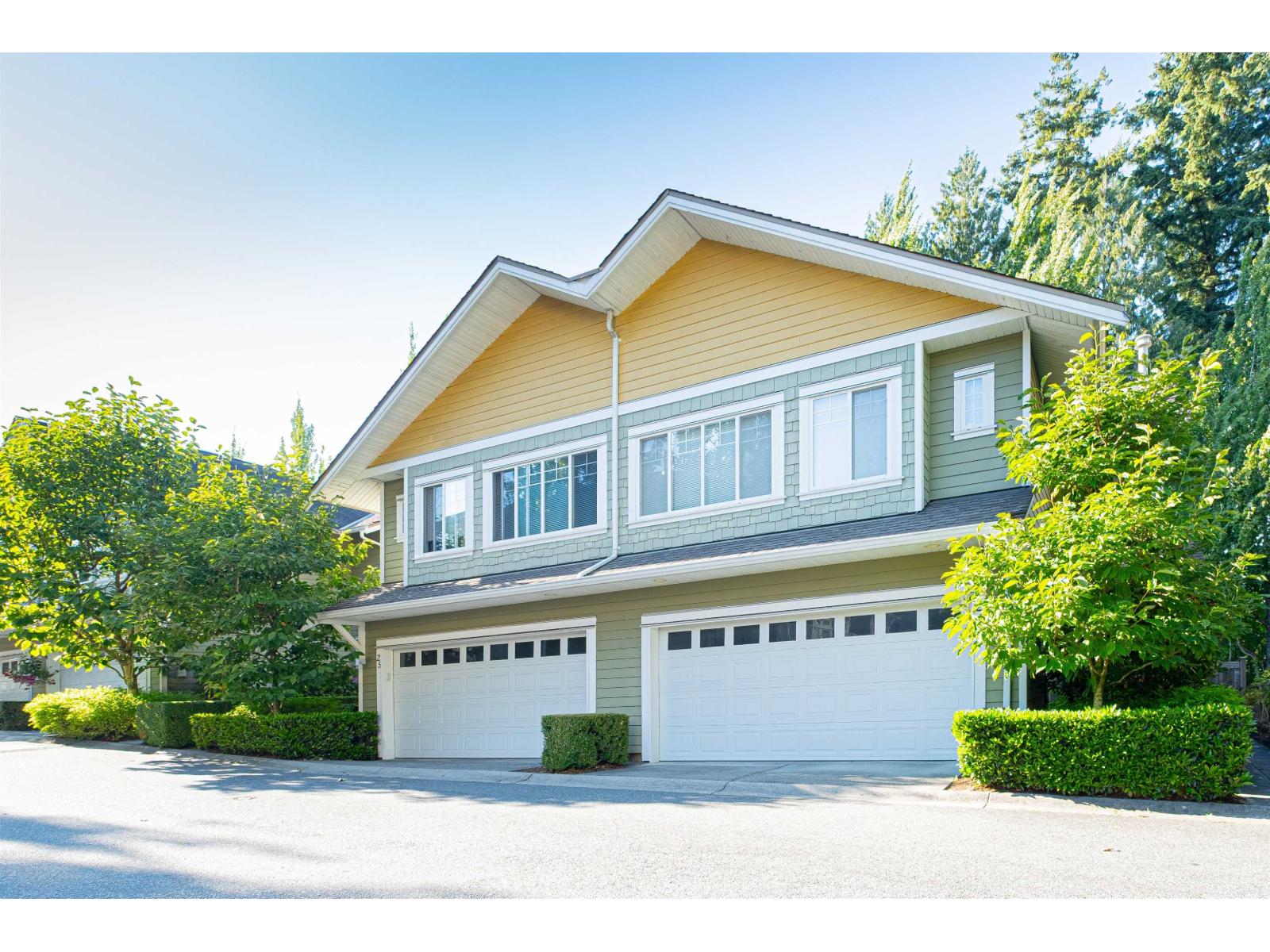 Photo 3 of 25 6110 138 Street, Surrey BC