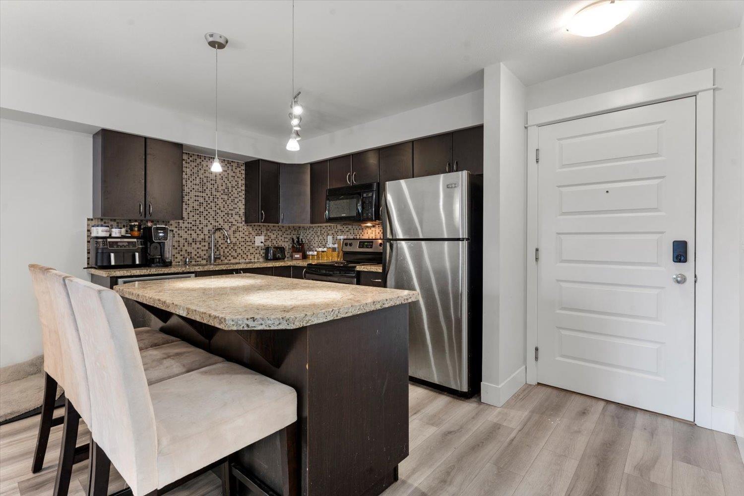 Photo 2 of 221 2515 Park Drive, Abbotsford BC