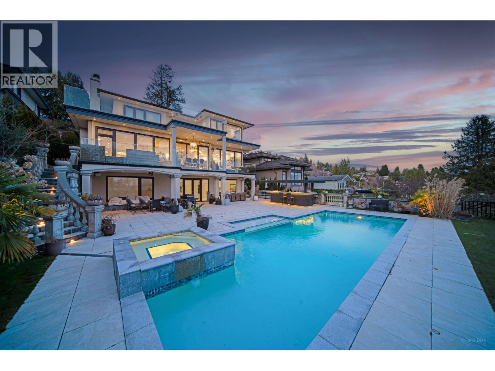 2538 OTTAWA AVENUE, West Vancouver