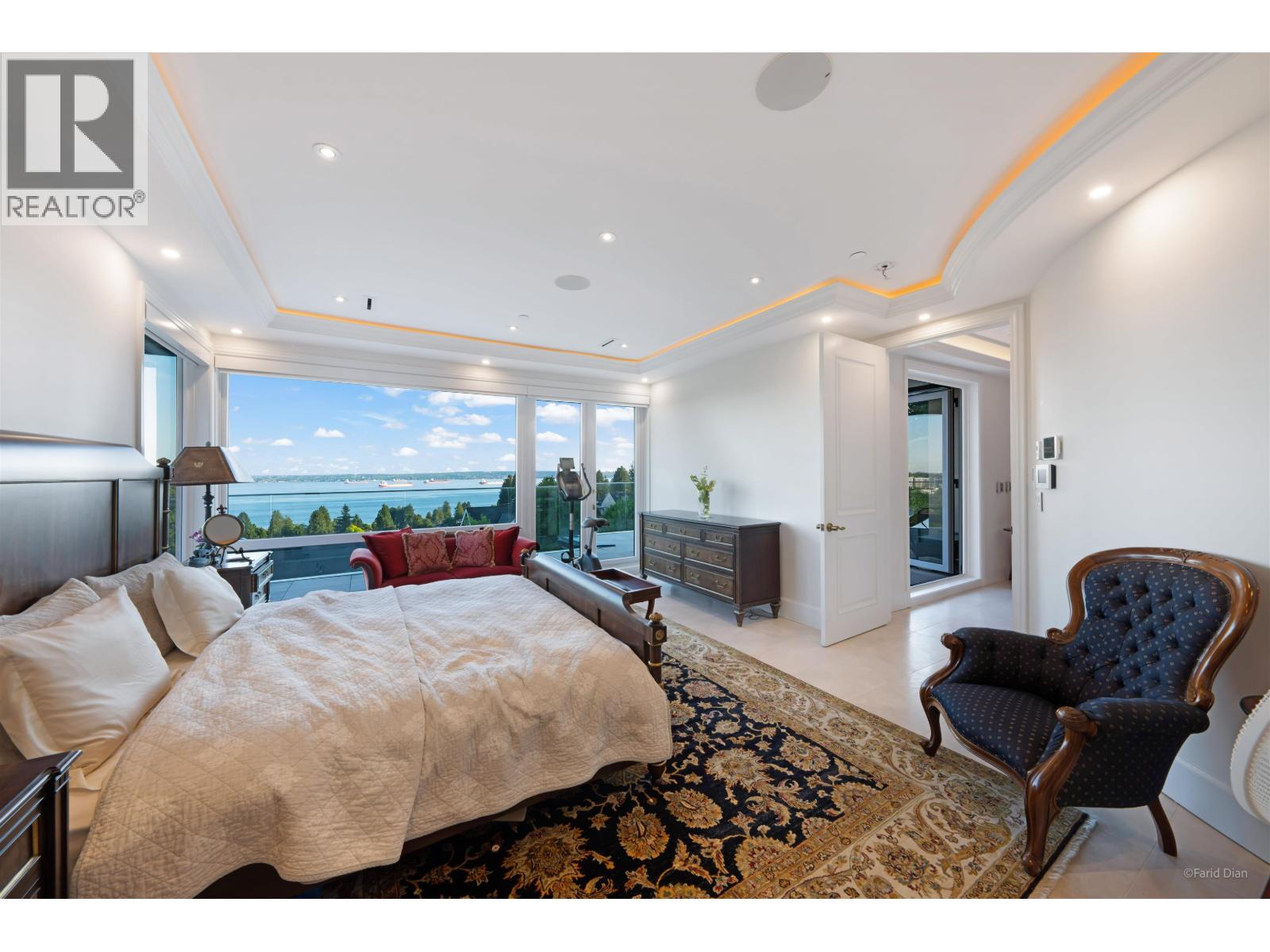 2538 OTTAWA AVENUE, West Vancouver