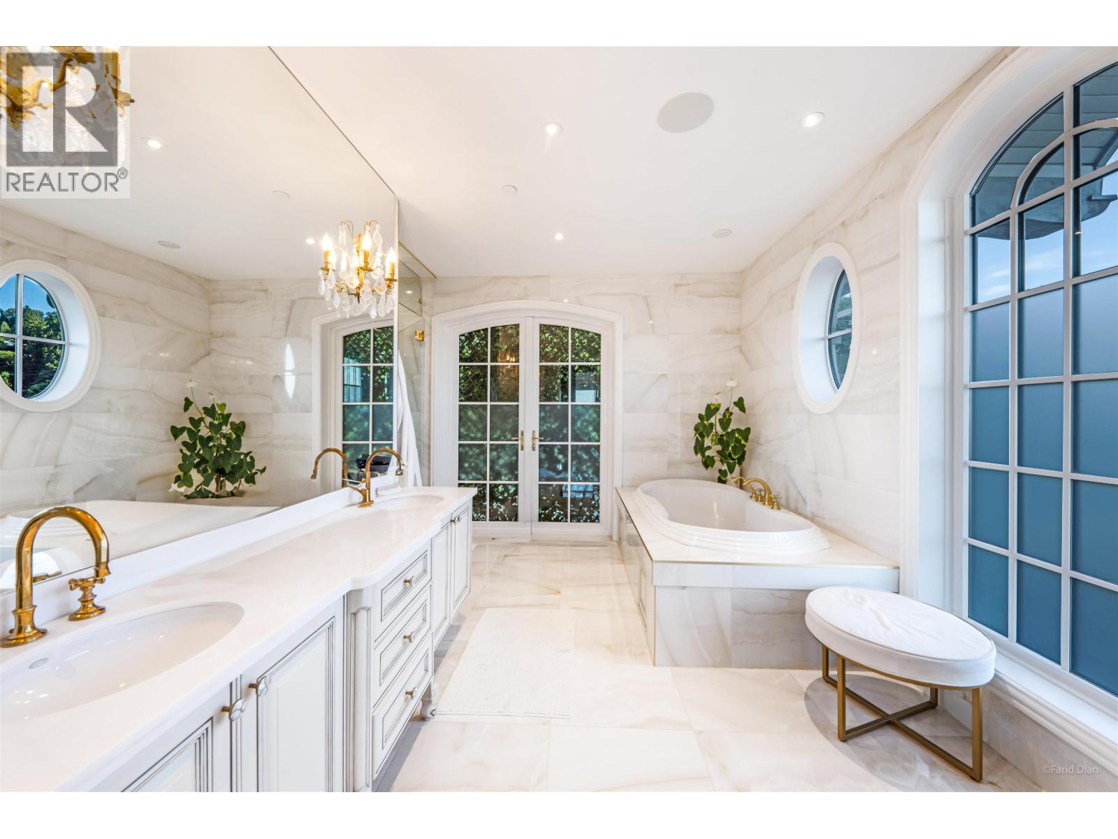 2538 OTTAWA AVENUE, West Vancouver