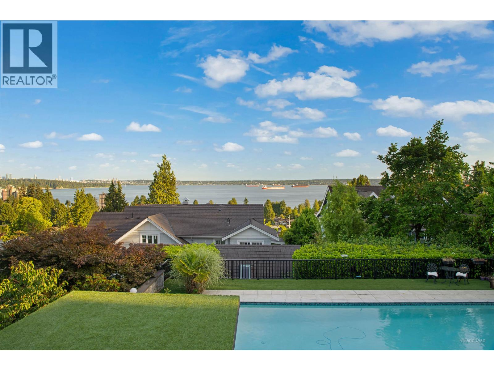 2538 OTTAWA AVENUE, West Vancouver