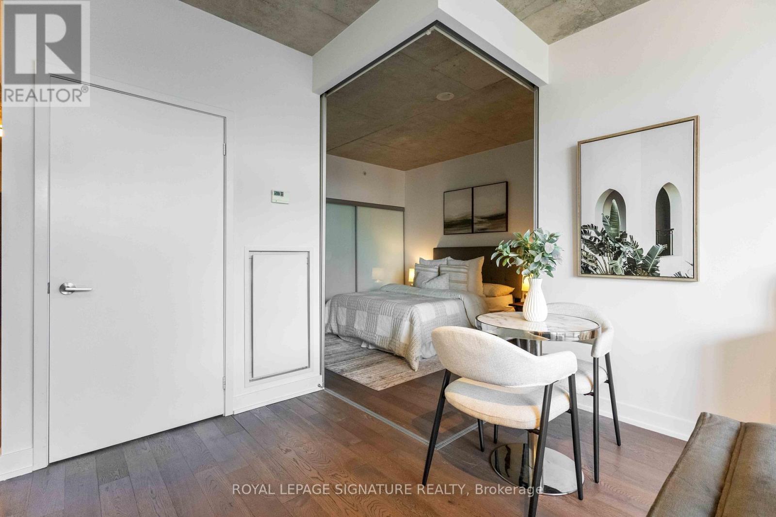 Photo 12 of 406 1190 Dundas Street E, Toronto ON