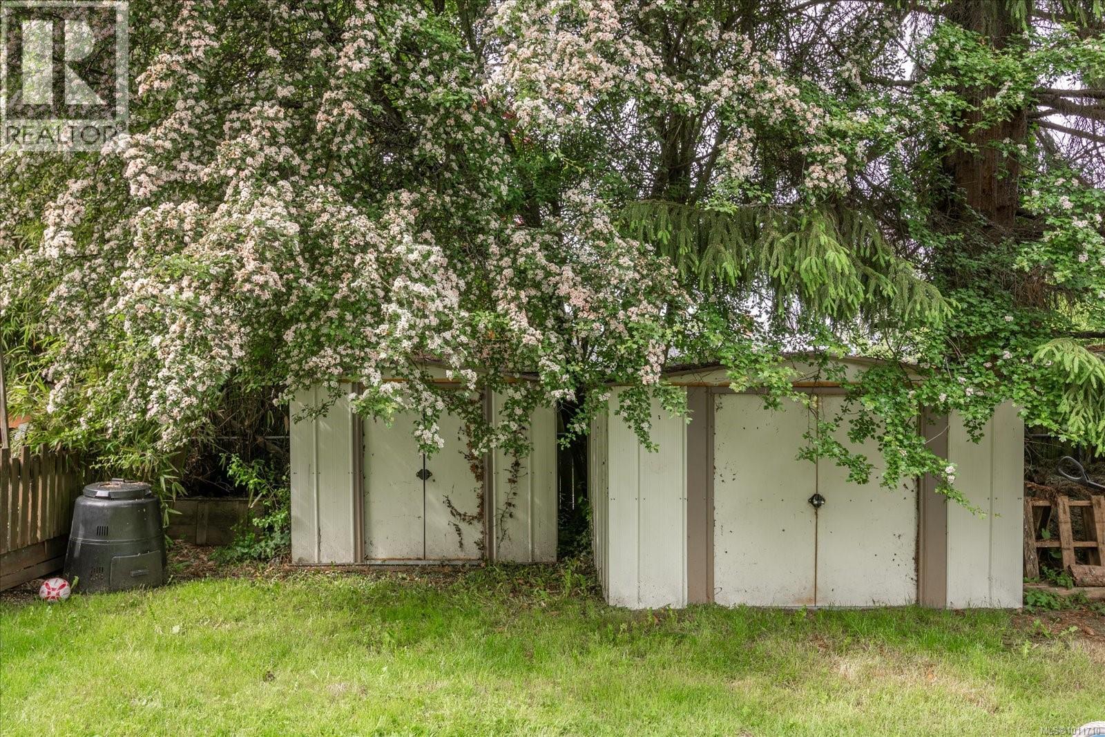 Photo 19 of 770 Chelsea St, Nanaimo BC