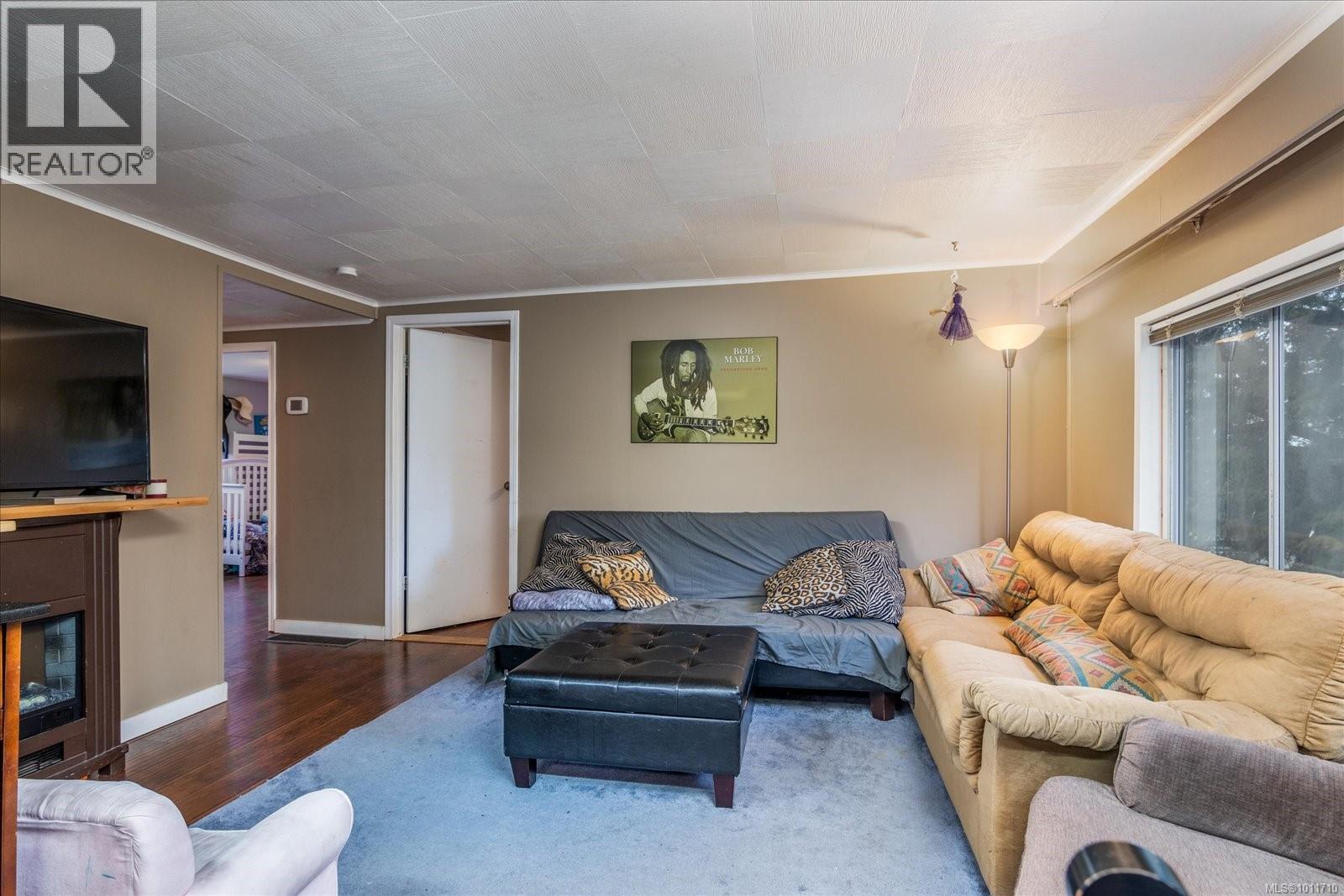 Photo 7 of 770 Chelsea St, Nanaimo BC