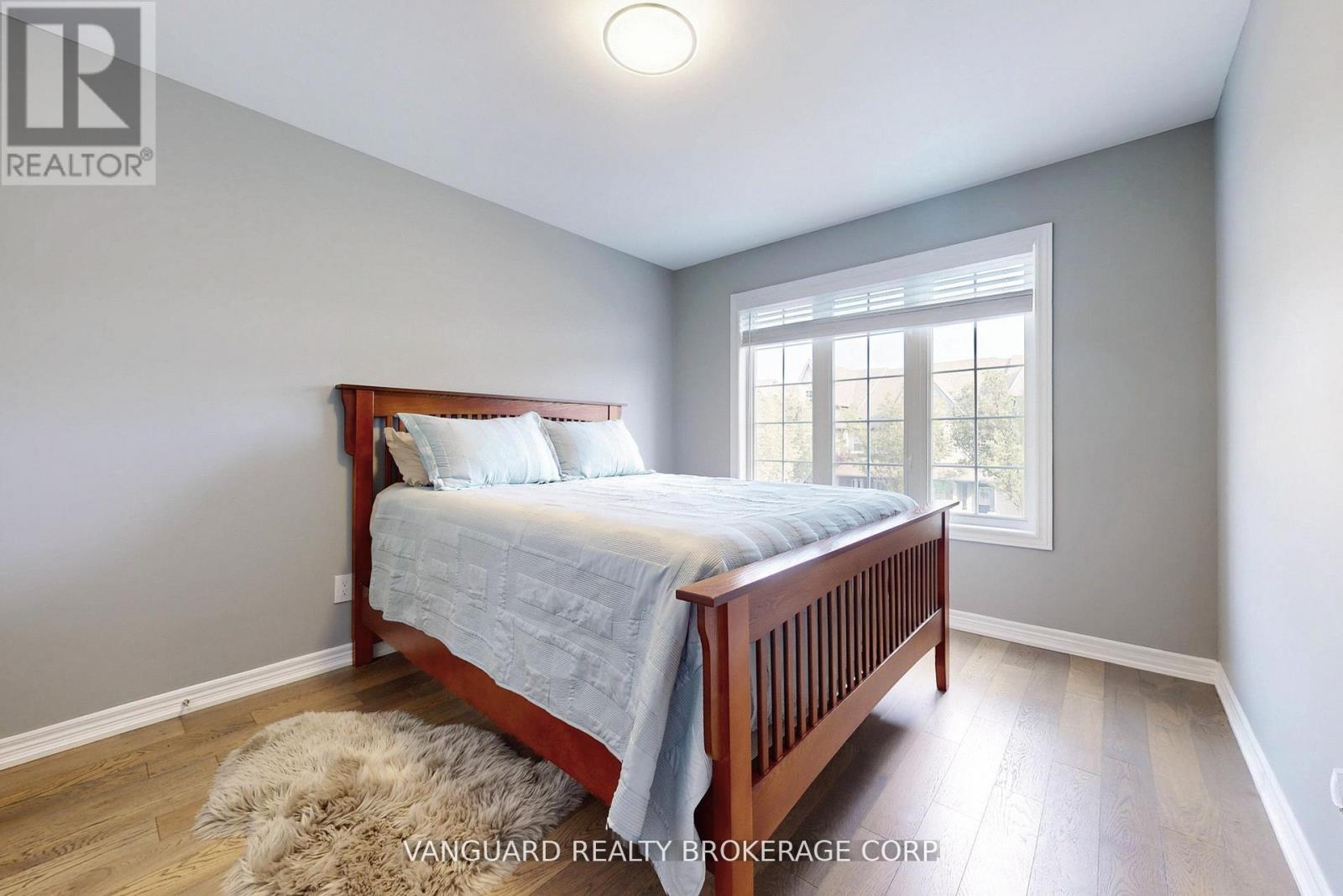Photo 33 of 117 Gianmarco Way, Vaughan ON