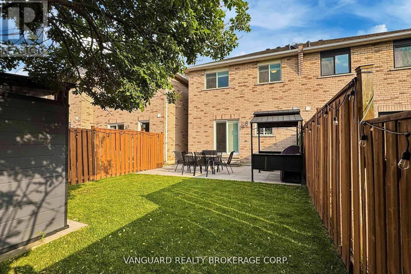Photo 21 of 117 Gianmarco Way, Vaughan ON