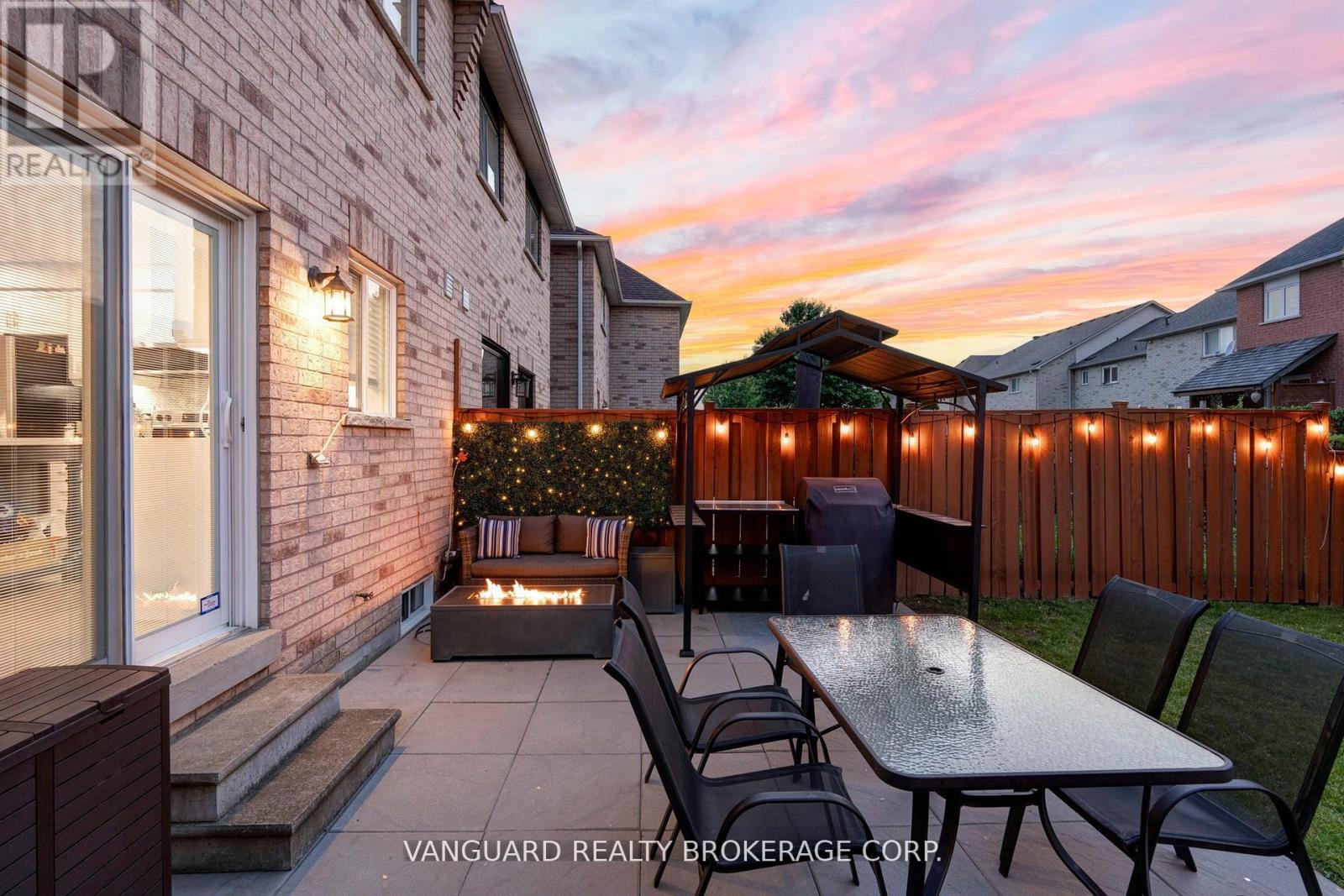 Photo 39 of 117 Gianmarco Way, Vaughan ON
