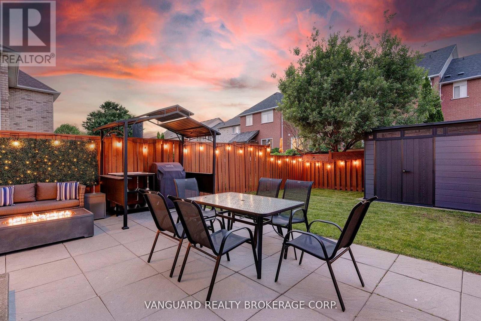 Photo 5 of 117 Gianmarco Way, Vaughan ON