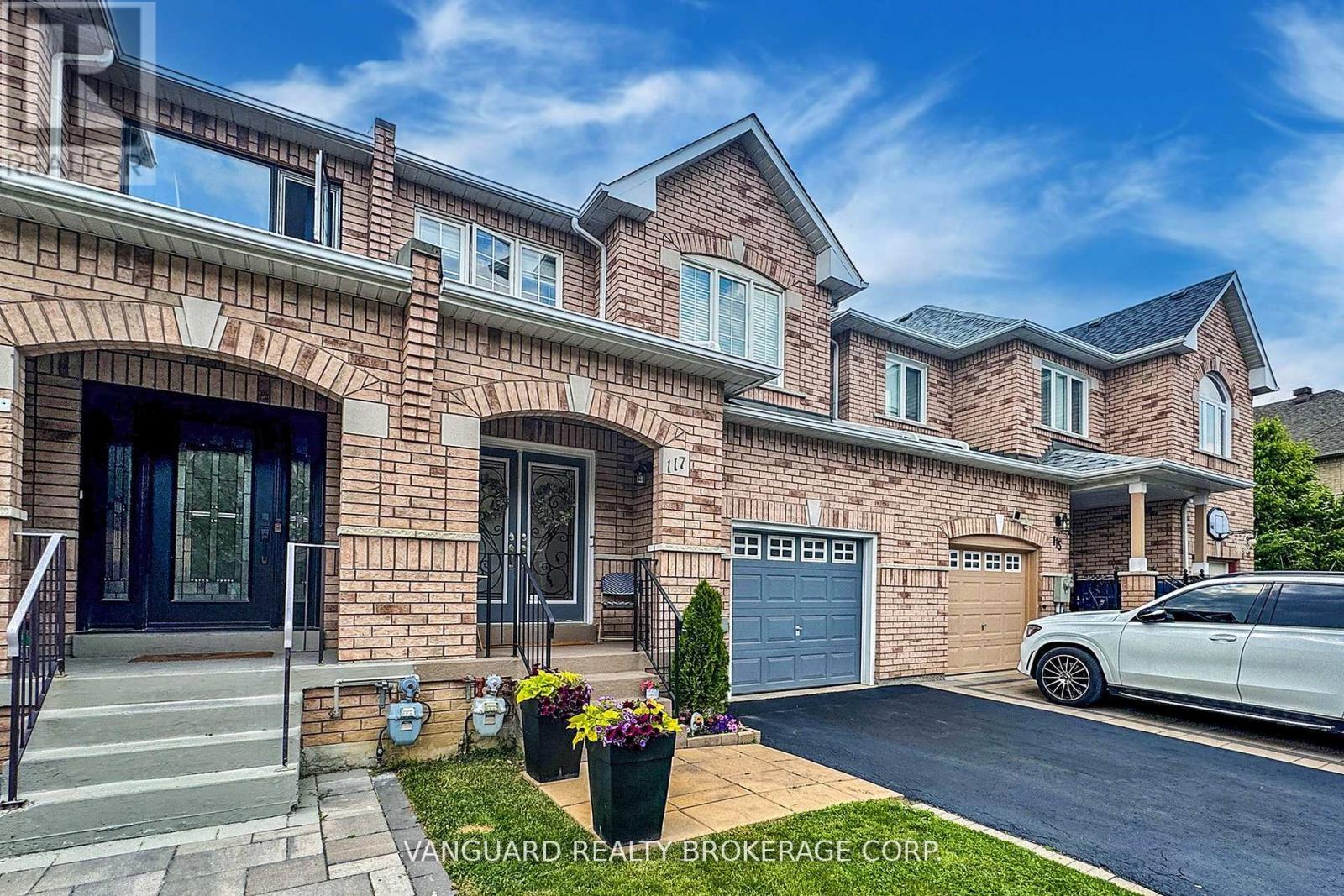 Photo 29 of 117 Gianmarco Way, Vaughan ON
