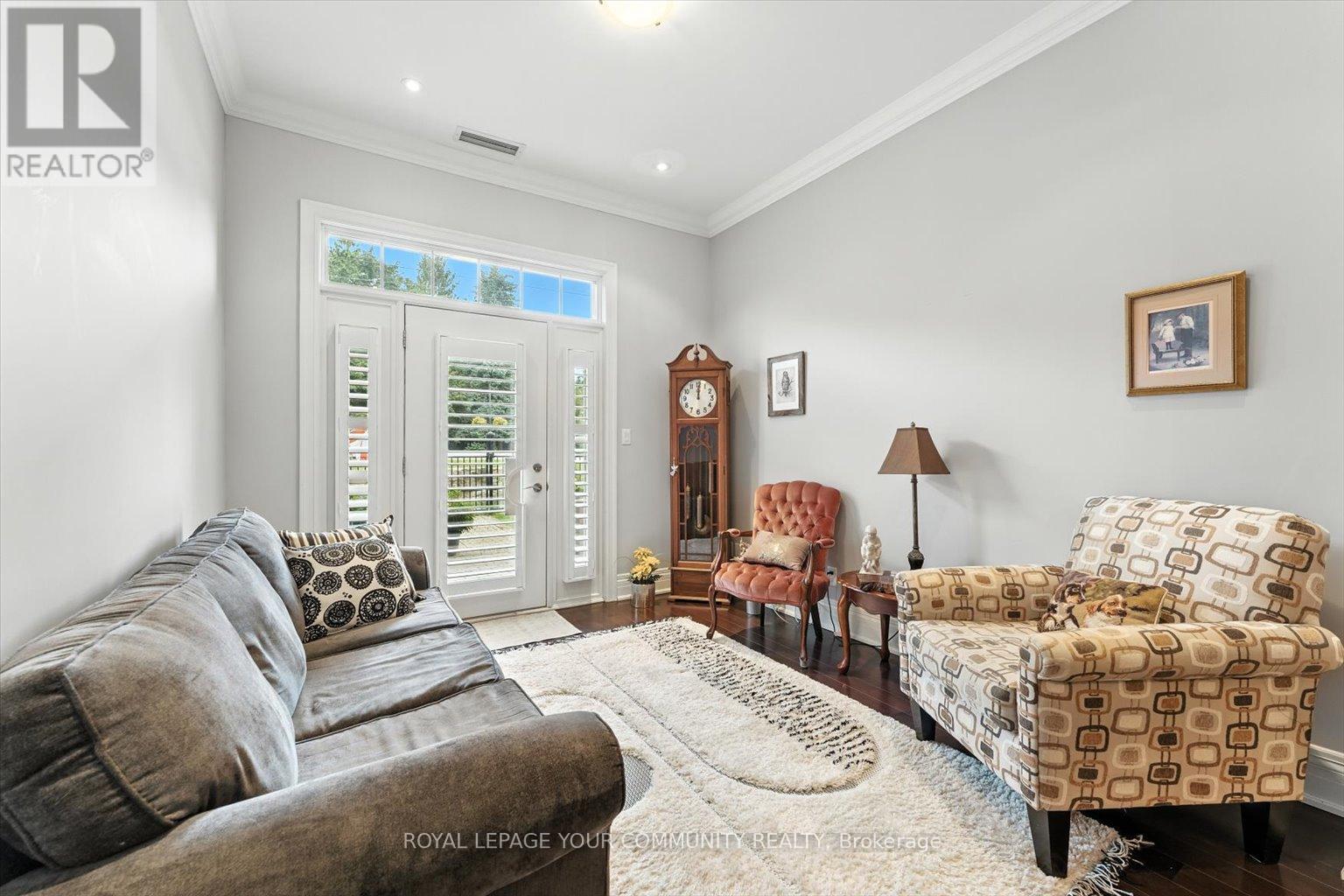 Photo 16 of 101 80 Burns Boulevard, King ON
