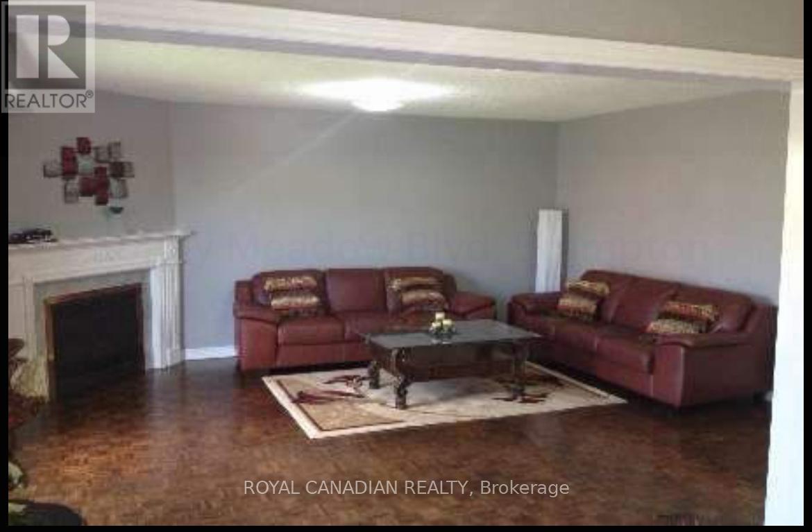 Photo 1 of 87 Sunny Meadow Boulevard, Brampton ON