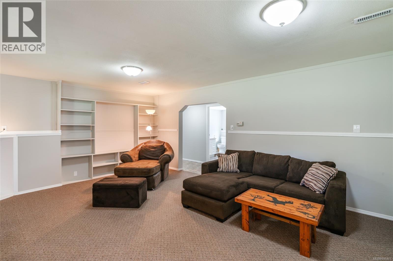 Photo 36 of 1121 Harewood Mines Rd, Nanaimo BC