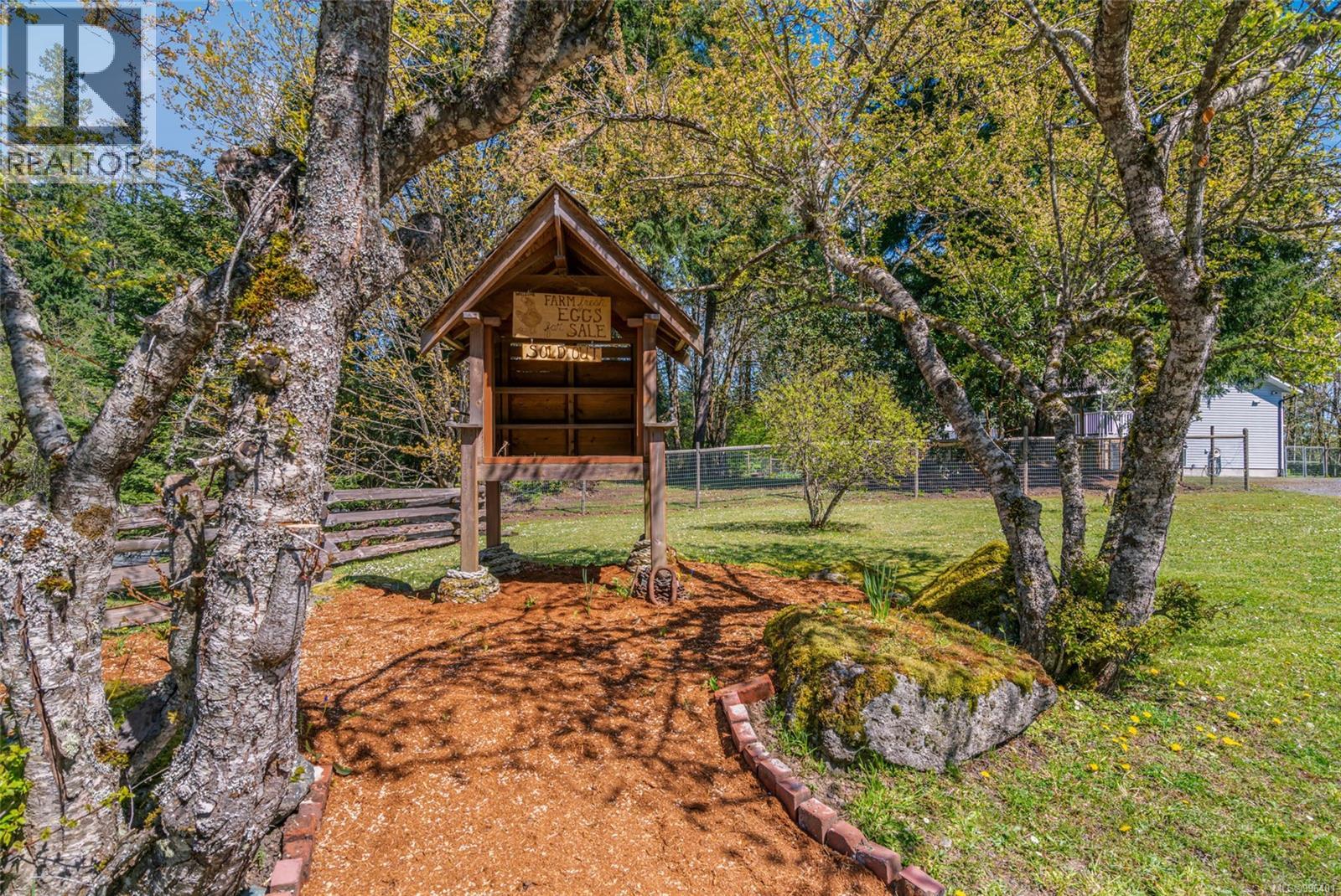 Photo 57 of 1121 Harewood Mines Rd, Nanaimo BC