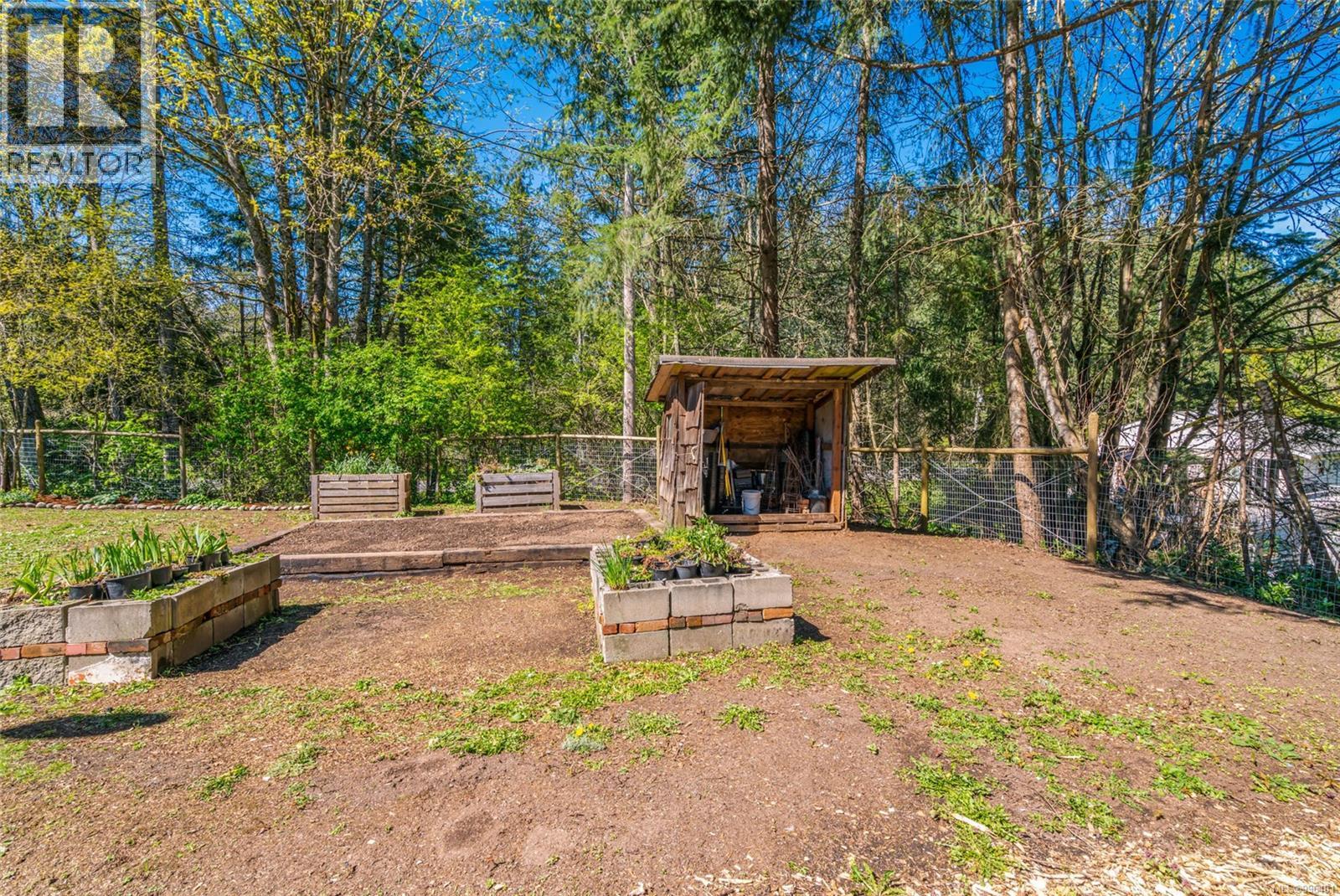 Photo 18 of 1121 Harewood Mines Rd, Nanaimo BC