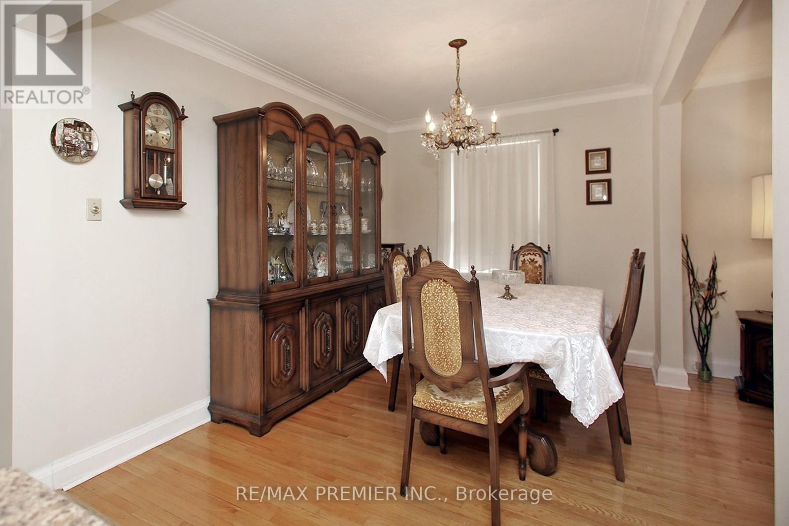 Photo 17 of 136 Anthony Road, Toronto ON