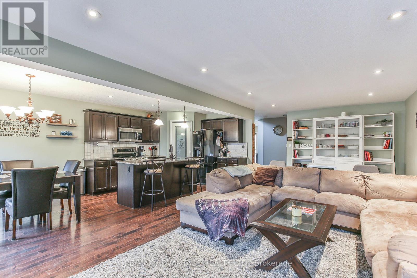 Photo 38 of 3389 Emilycarr Lane, London South ON