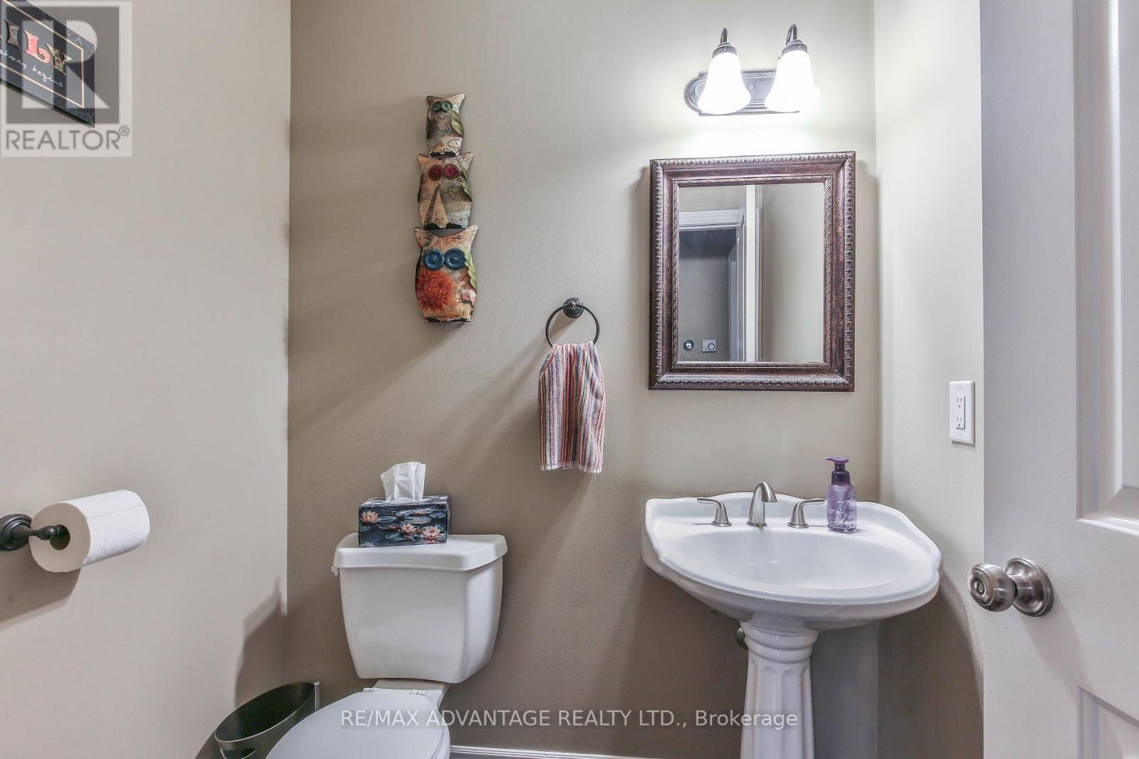Photo 39 of 3389 Emilycarr Lane, London South ON