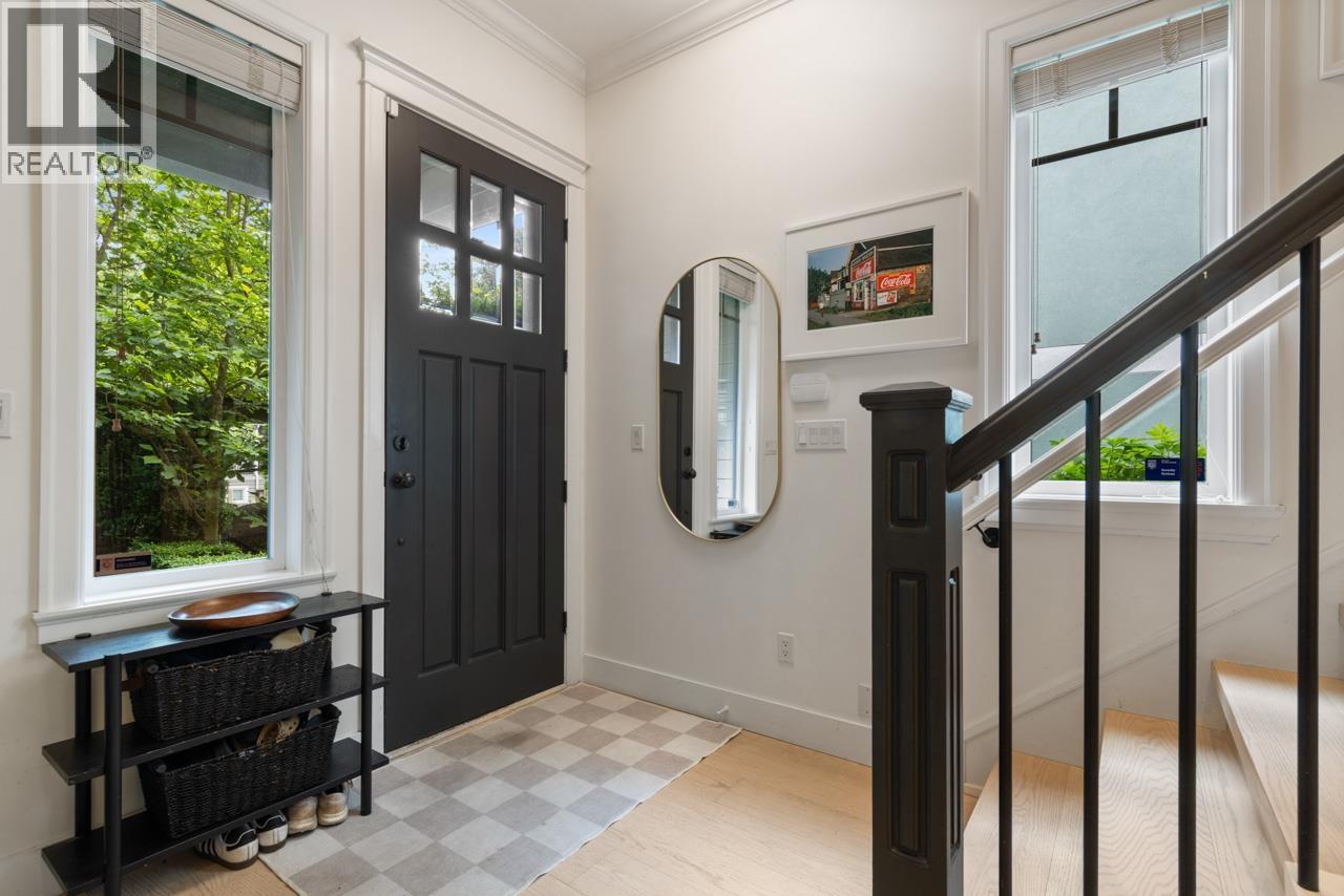 Photo 9 of 1923 Grant Street, Vancouver BC