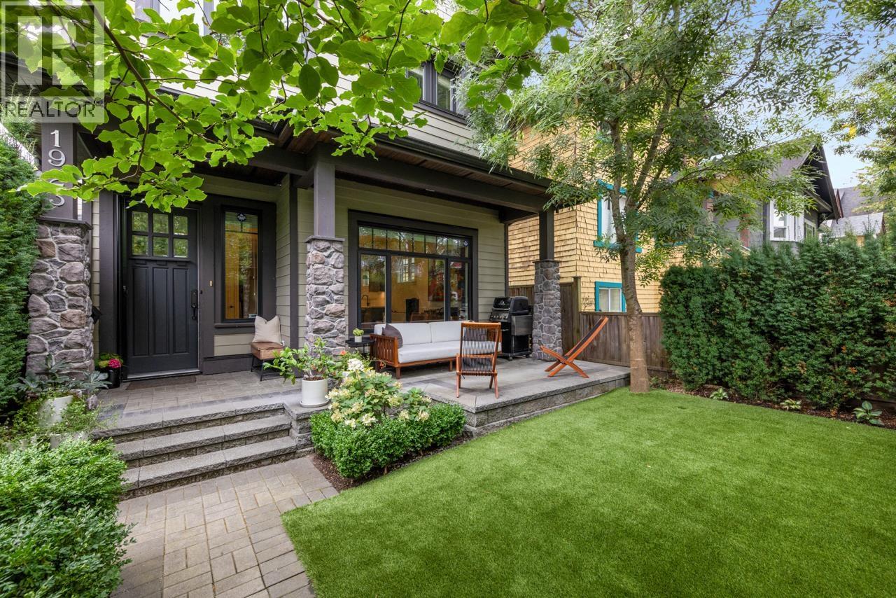Photo 21 of 1923 Grant Street, Vancouver BC