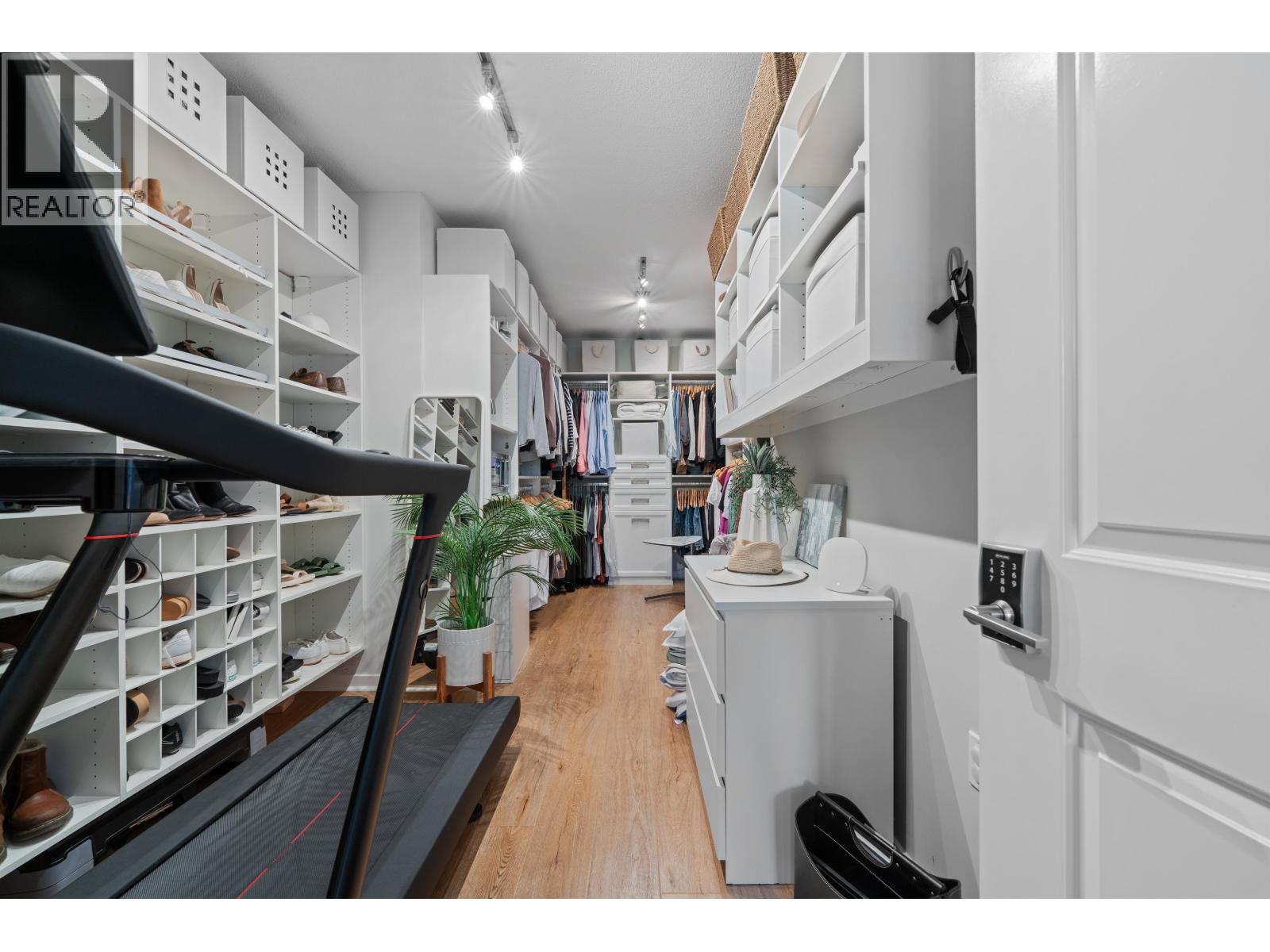 Photo 9 of 3101 E Kent Avenue North, Vancouver BC