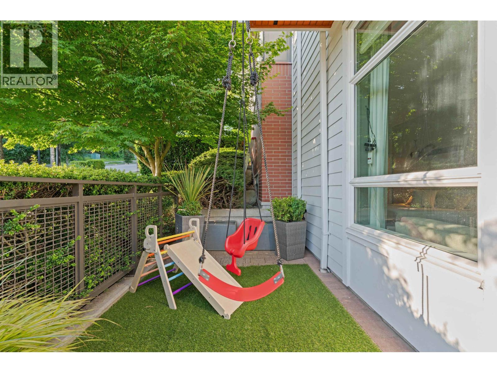 Photo 10 of 3101 E Kent Avenue North, Vancouver BC