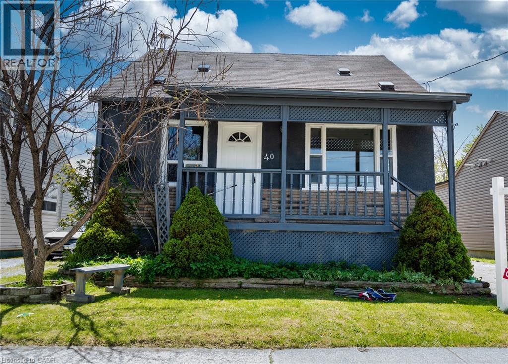 Photo 16 of 40 Bartlett Street, St Catharines ON